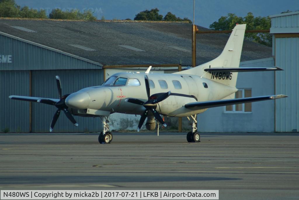 N480WS, 1981 Swearingen SA-227TT Merlin IIIC C/N TT-480, Parked
