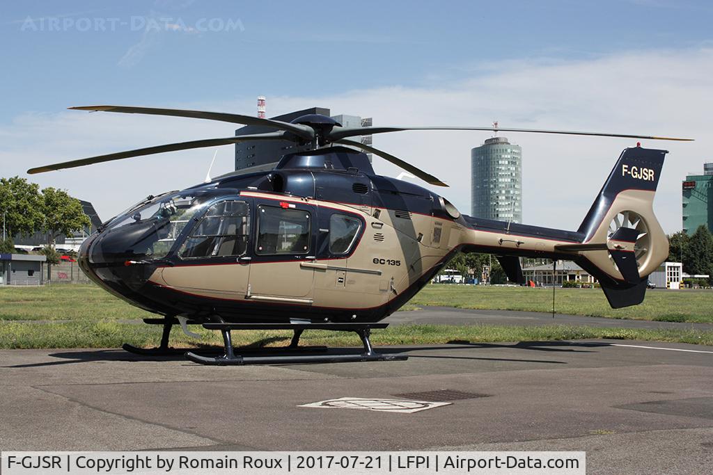 F-GJSR, 2003 Eurocopter EC-135T-2 C/N 0292, Parked