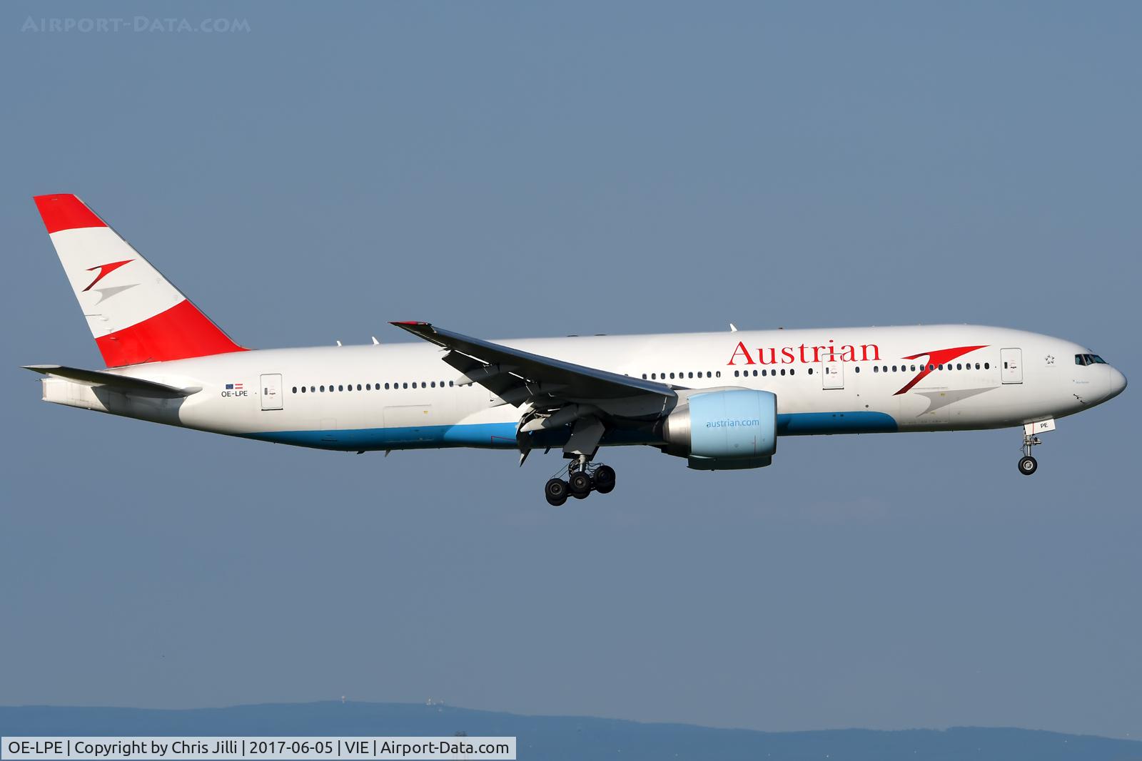 OE-LPE, 1998 Boeing 777-2Q8/ER C/N 27607, Austrian Airlines