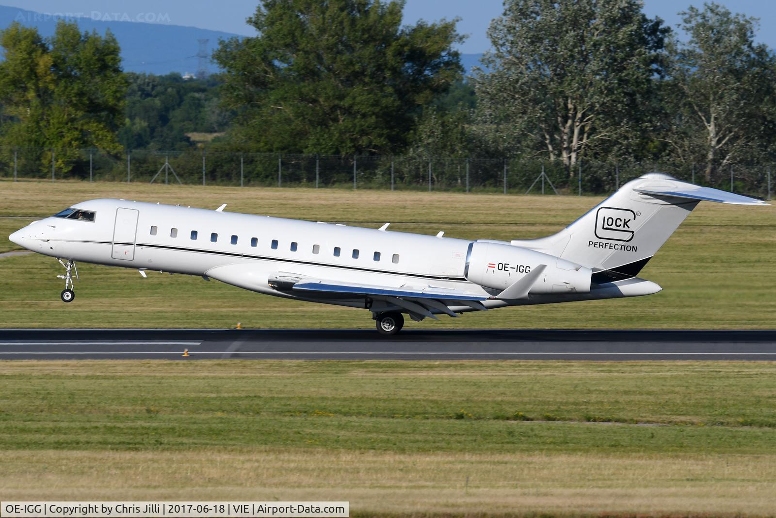 OE-IGG, 2007 Bombardier BD-700-1A10 Global Express XRS C/N 9251, Glock