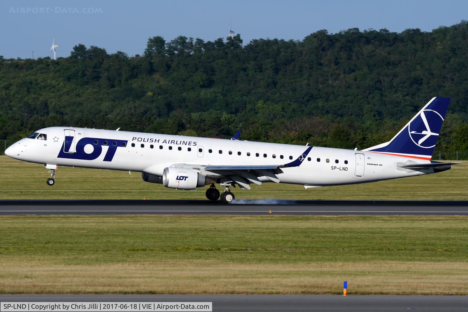 SP-LND, 2012 Embraer 195LR (ERJ-190-200LR) C/N 19000516, LOT Polish Airlines