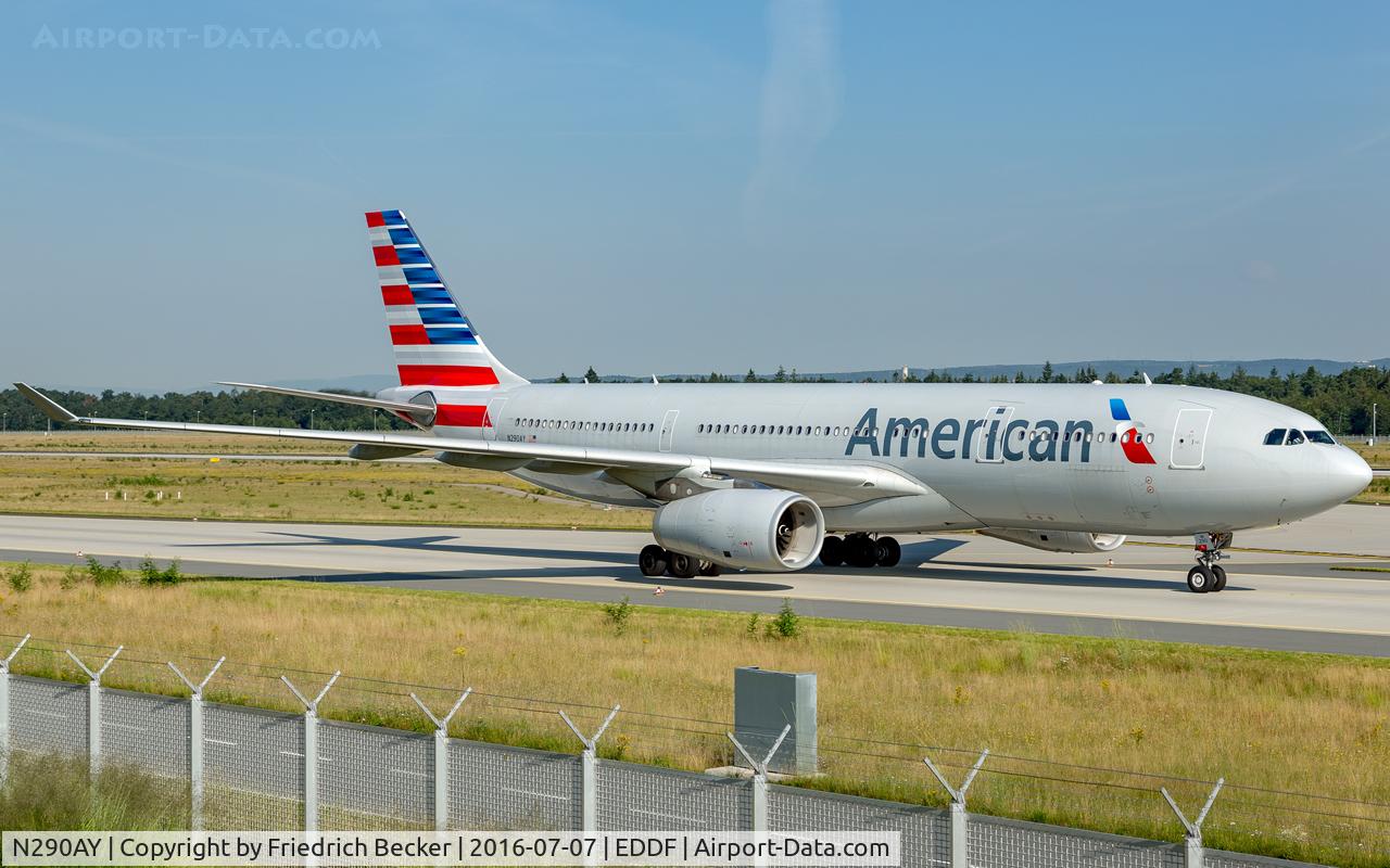 N290AY, 2013 Airbus A330-243 C/N 1480, taxying to the gate