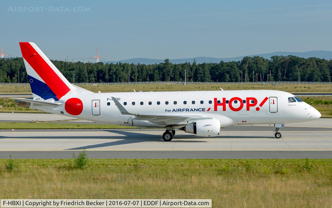 F-HBXI, 2010 Embraer 170ST (ERJ-170-100ST) C/N 17000310, taxying to the gate