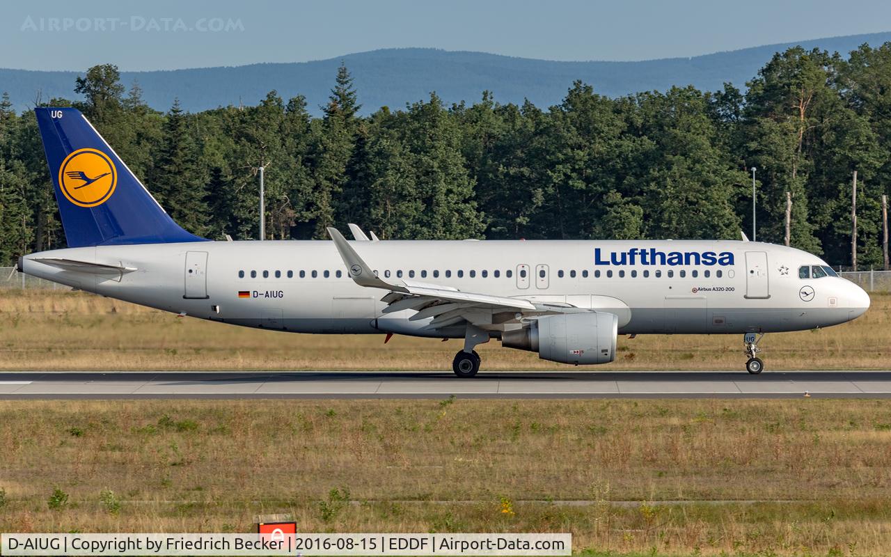 D-AIUG, 2014 Airbus A320-214 C/N 6202, decellerating after touchdown on RW07L