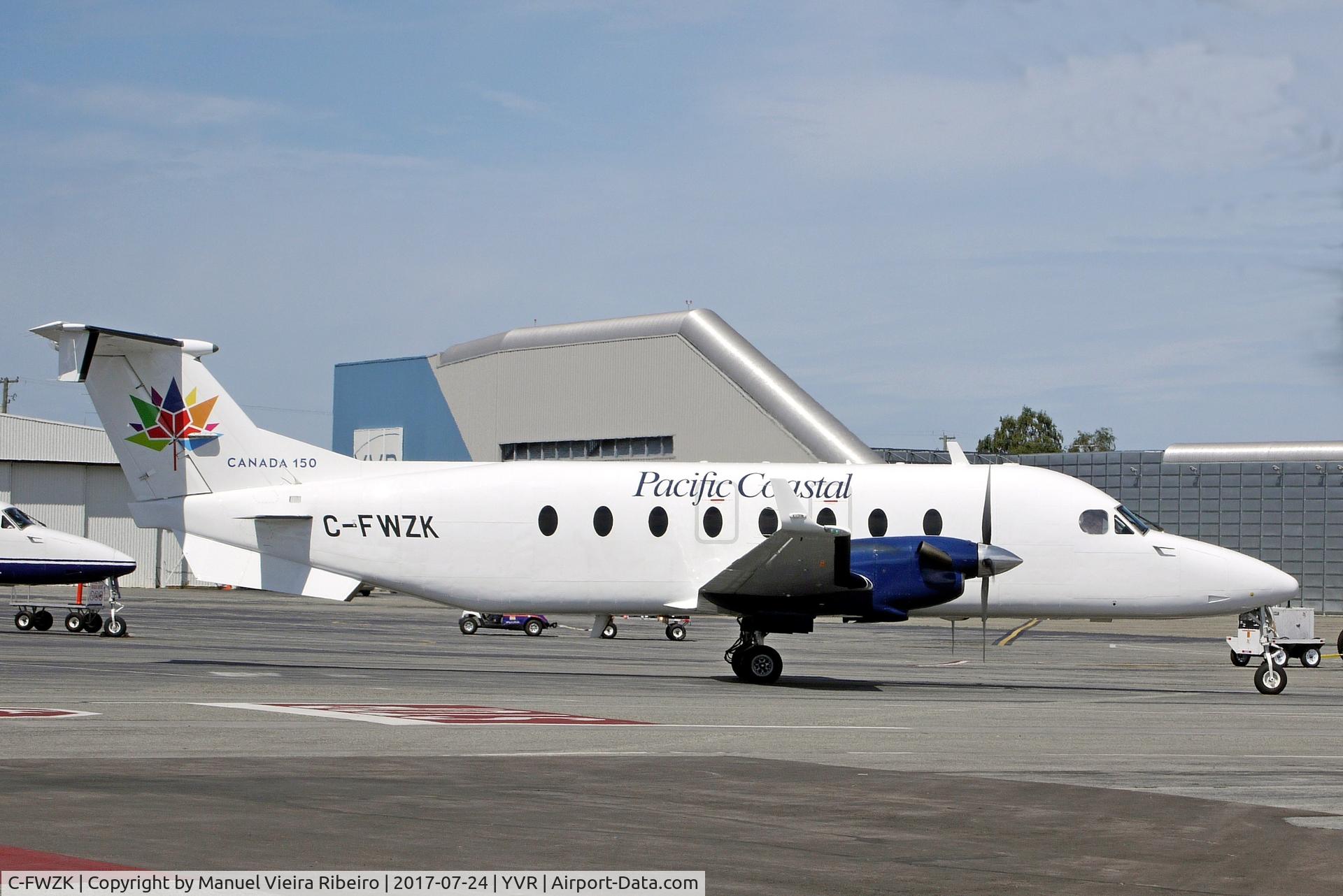 C-FWZK, 1992 Beech 1900D C/N UE-8, With 