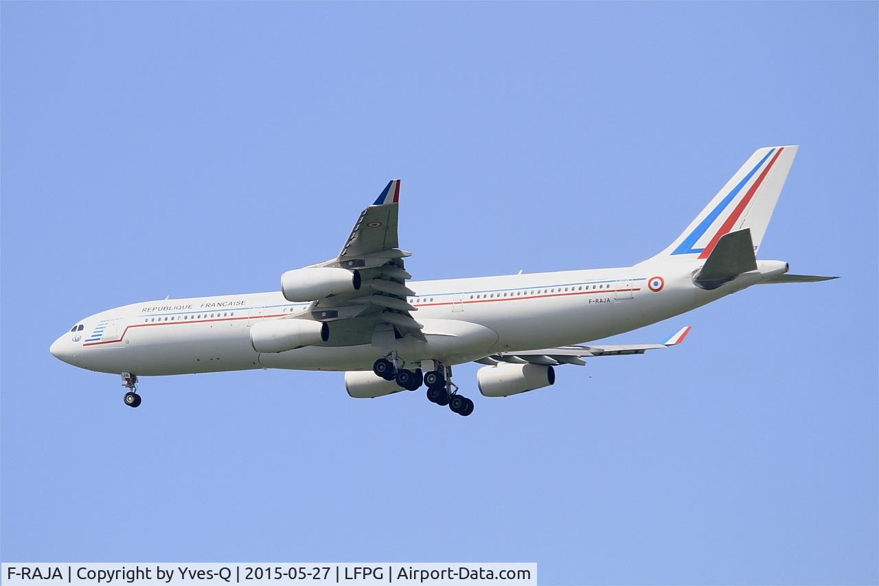 F-RAJA, 1995 Airbus A340-212 C/N 075, French Air Force Airbus A340-212, On final rwy 27R, Paris-Roissy Charles De Gaulle airport (LFPG-CDG)