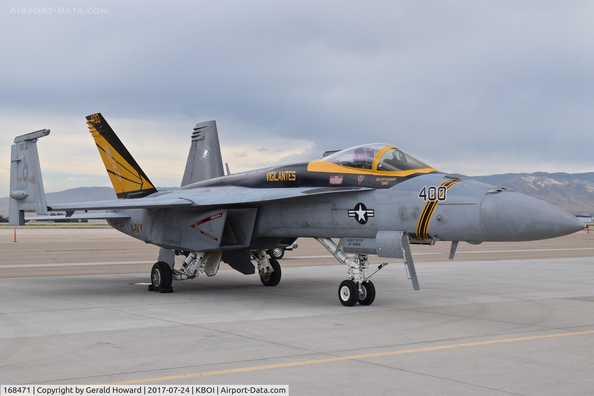 168471, Boeing F/A-18E Super Hornet C/N E-228, Parked on south GA ramp. VFA-151 Vigilantes