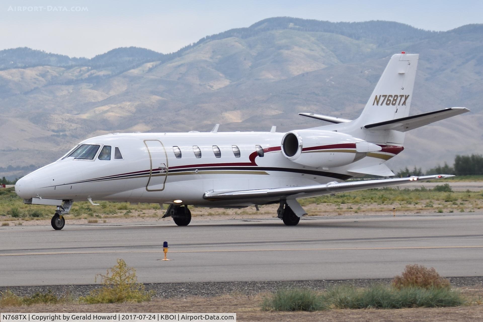 N768TX, 2008 Cessna 560XLS Citation Excel C/N 560-5768, Taxiing to RWY 10R.