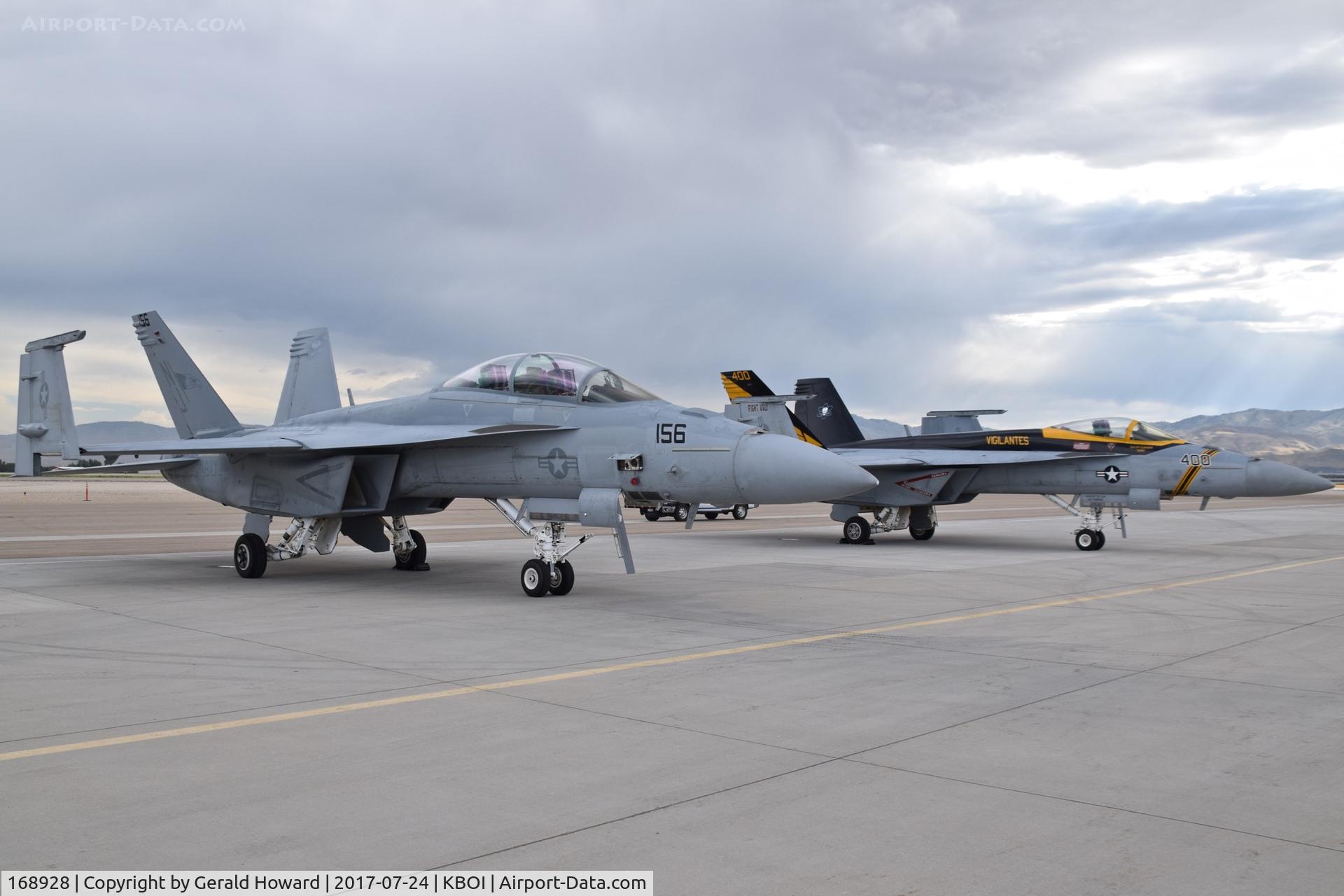 168928, Boeing F/A-18F Super Hornet C/N F274, Parked on south GA ramp.  VFA-122 