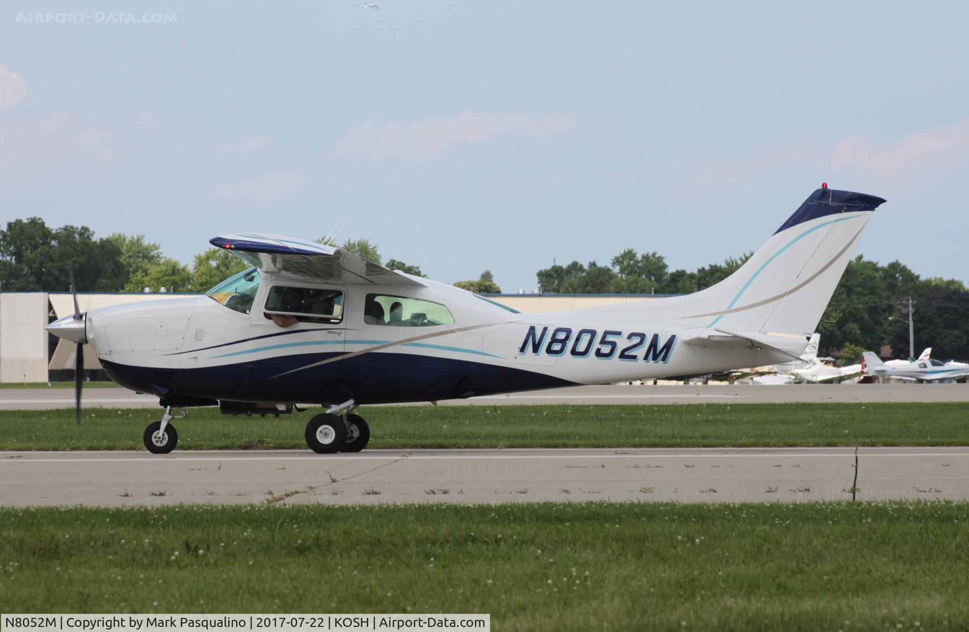 N8052M, 1977 Cessna T210M Turbo Centurion C/N 21062031, Cessna T210M