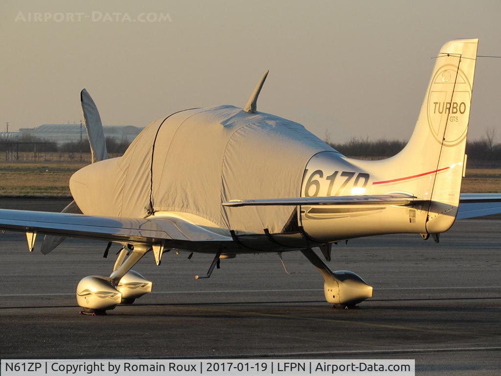 N61ZP, Cirrus SR22 GTS Turbo C/N 3411, Parked