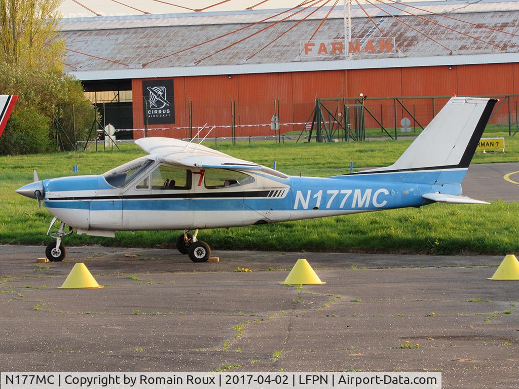 N177MC, 1976 Cessna 177RG Cardinal C/N 177RG1005, Parked