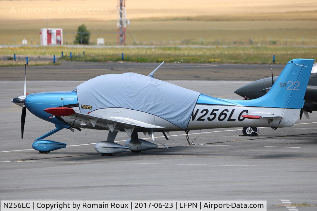 N256LC, 2012 Cirrus SR22 C/N 3858, Parked