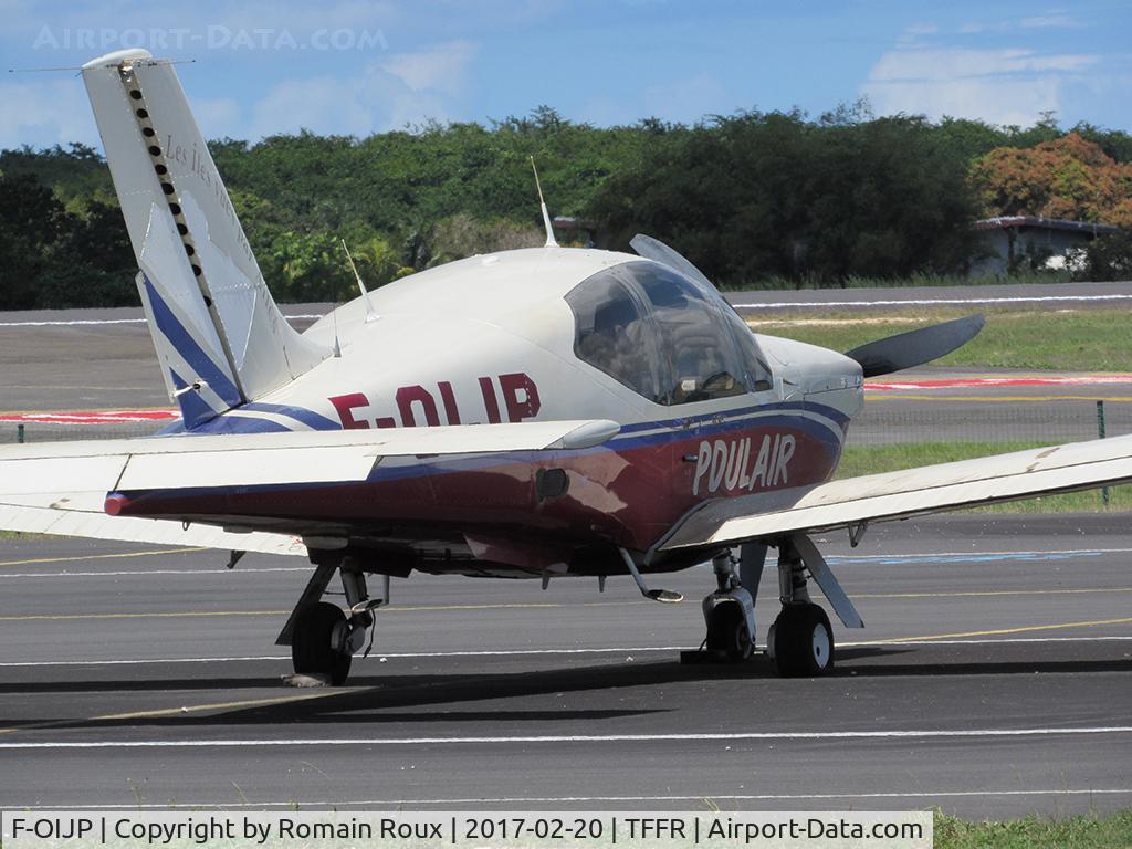 F-OIJP, Socata TB-20 Trinidad C/N 2127, Parked