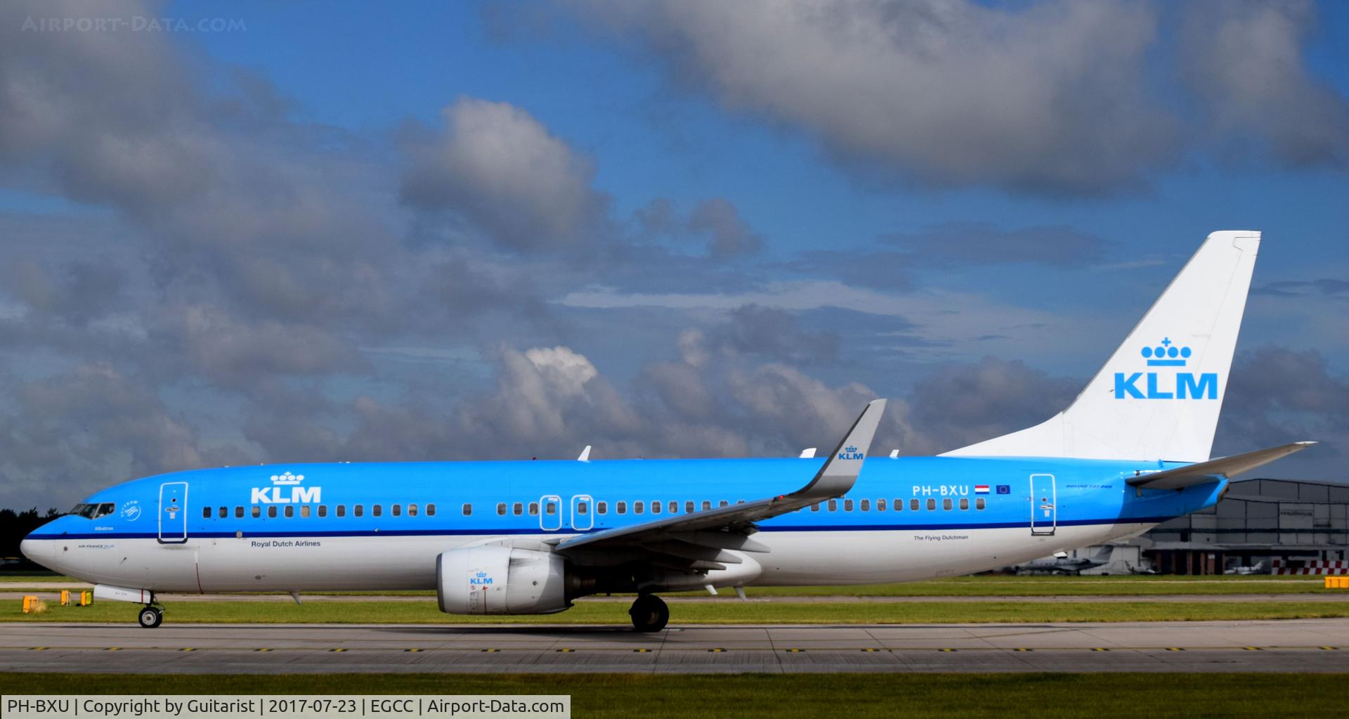 PH-BXU, 2006 Boeing 737-8BK C/N 33028, At Manchester