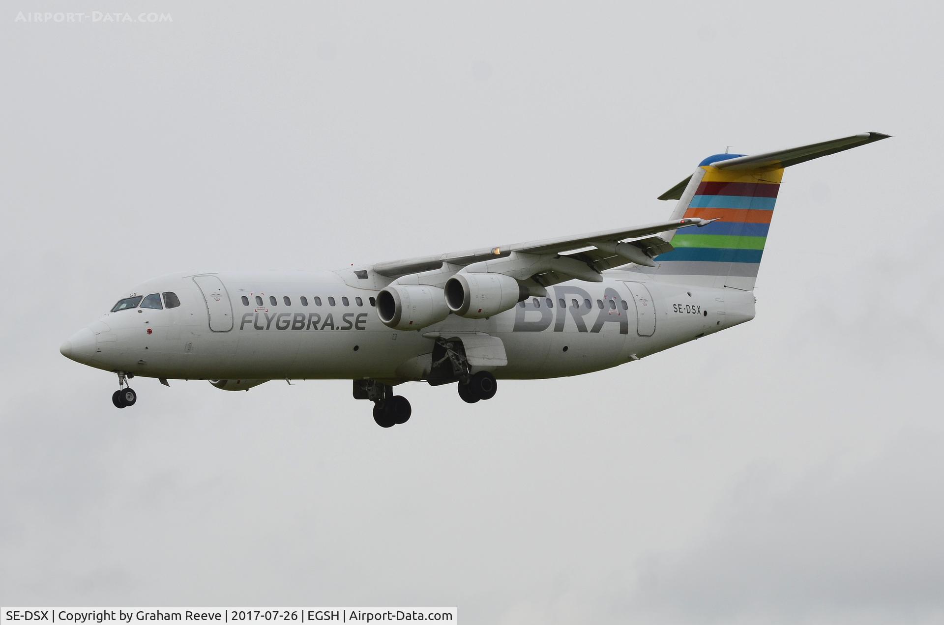 SE-DSX, 1994 British Aerospace Avro 146-RJ100 C/N E3255, Landing at Norwich.