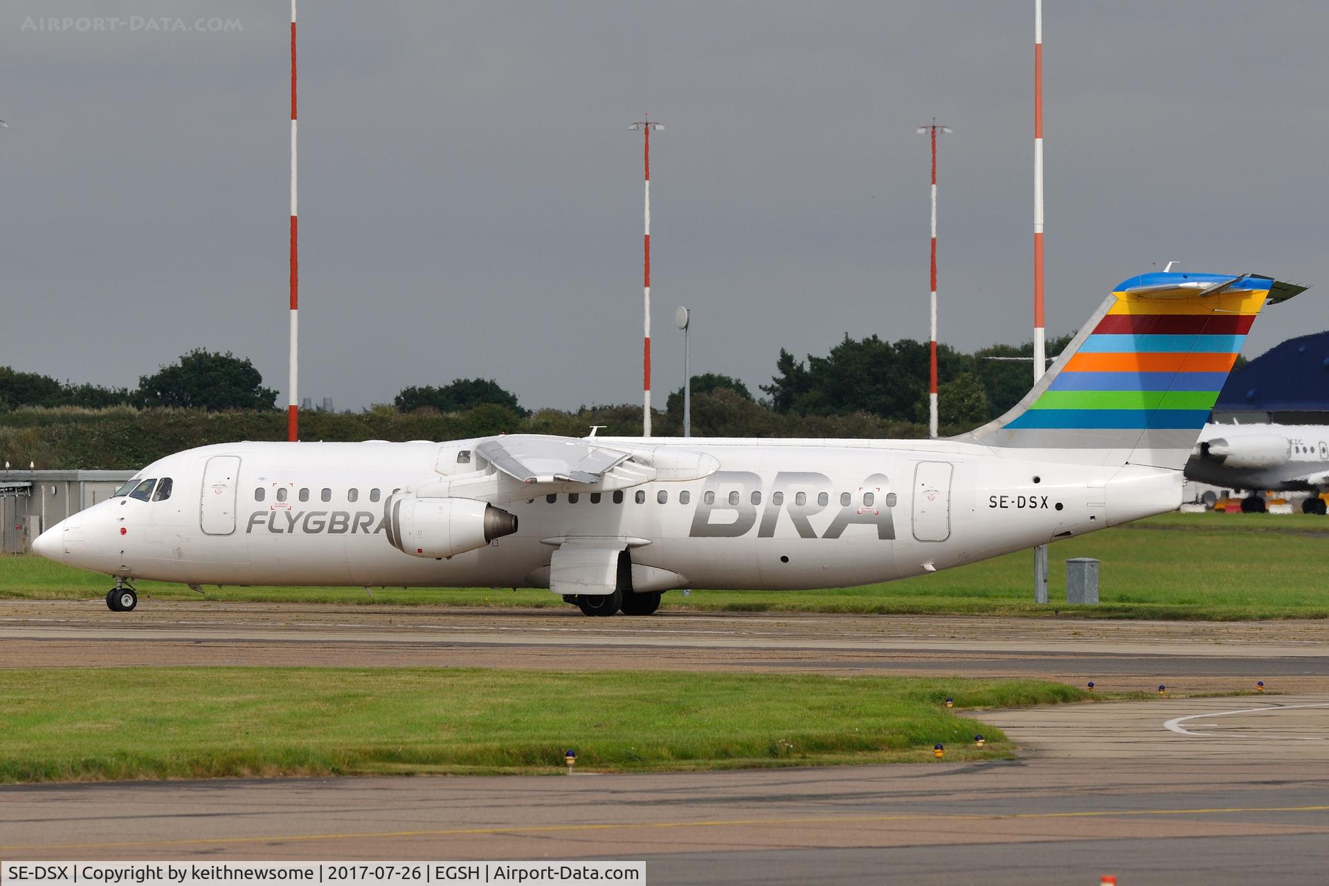 SE-DSX, 1994 British Aerospace Avro 146-RJ100 C/N E3255, Arriving for maintenance.
