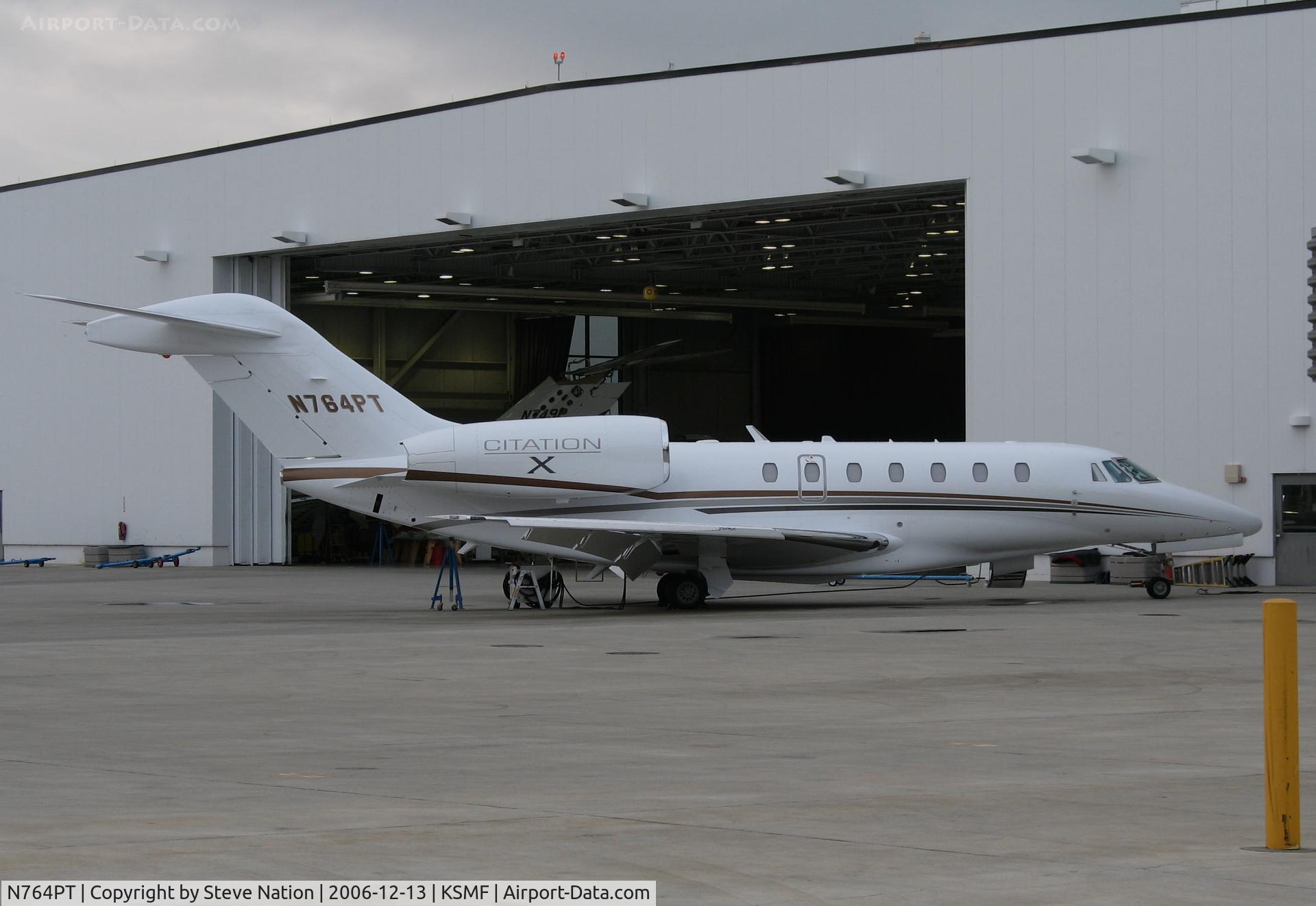 N764PT, 2006 Cessna 750 Citation X Citation X C/N 750-0264, 2006 Cessna 750 on Cessna Citation Delivery and Maintenance ramp @ Sacramento International Airport, CA (to XOJET and reregistered N764XX 2008-02-14)