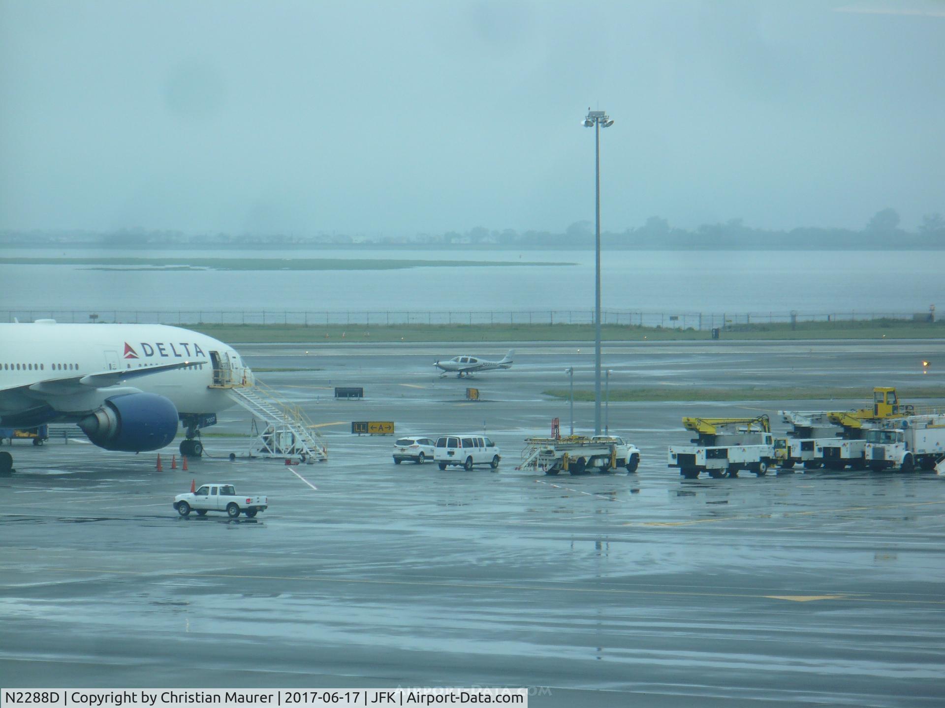 N2288D, Cirrus SR22 GTS C/N 3761, Rather shocked to see a Cirrus at JFK