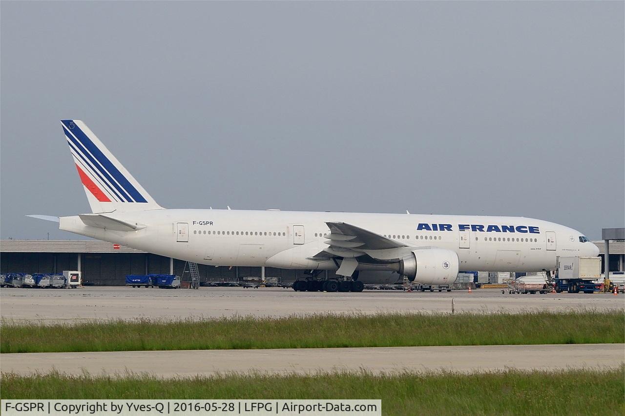 F-GSPR, 2001 Boeing 777-228/ER C/N 28683, Boeing 777-228 (ER), Parked, Roissy Charles De Gaulle airport (LFPG-CDG)