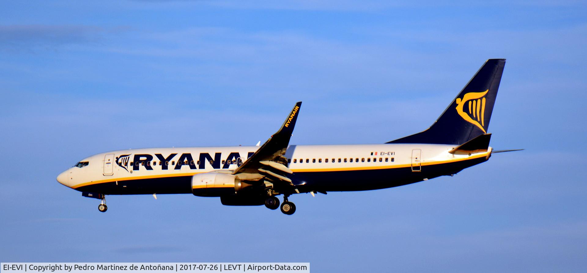EI-EVI, 2012 Boeing 737-8AS C/N 38502, Foronda - Vitoria-Gasteiz - España
