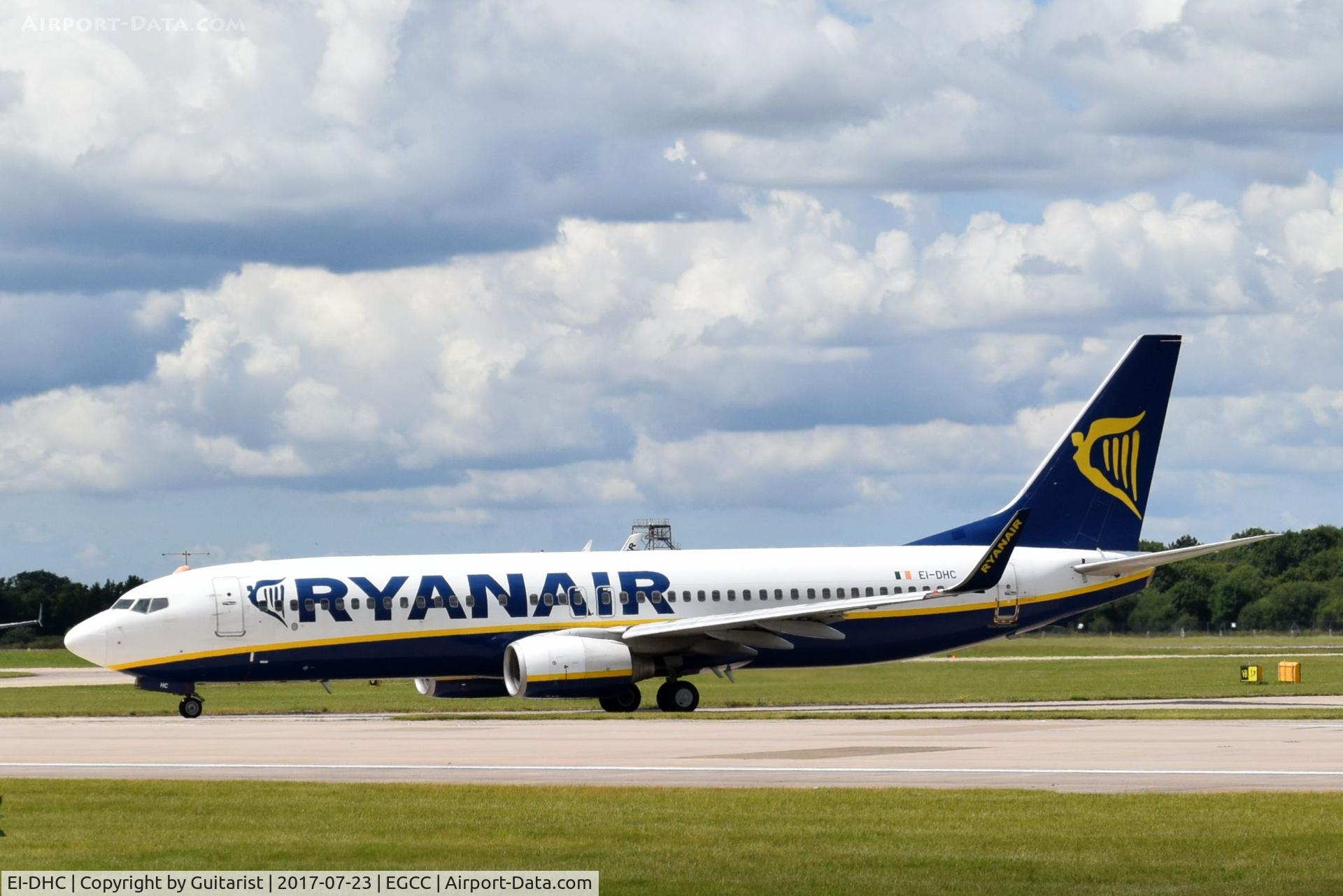 EI-DHC, 2005 Boeing 737-8AS C/N 33573, At Manchester