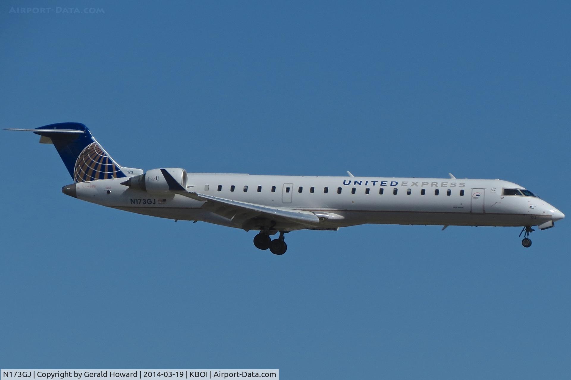 N173GJ, Bombardier CRJ-702 (CL-600-2C10) Regional Jet C/N 10287, Landing RWY 10L.
