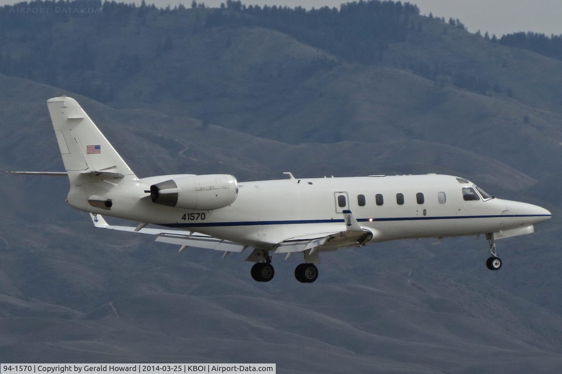 94-1570, 1994 Galaxy Aerospace C-38A Courier C/N 090, Landing RWY 10R. C-38A of the 201st Airlift Sq., DC ANG. This aircraft transferred to the US Navy in 2015.