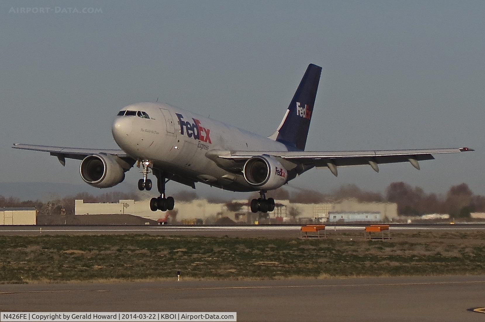 N426FE, 1983 Airbus A310-203 C/N 245, Landing RWY 10L.
