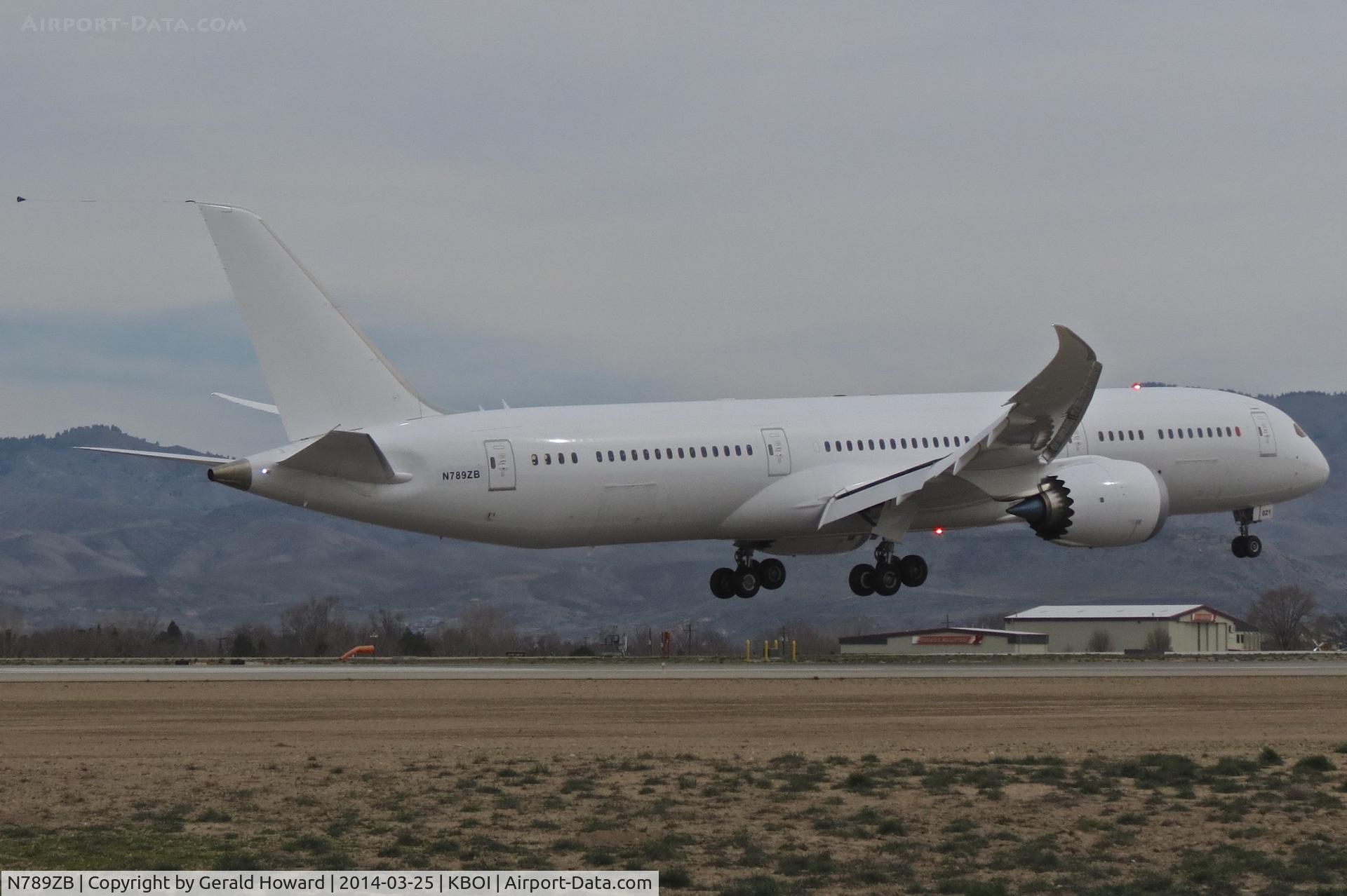 N789ZB, 2013 Boeing 787-9 Dreamliner Dreamliner C/N 35422, About to land on RWY 10R. Under going test flights. Sold to Japan Airways in 2015, now JA861J.