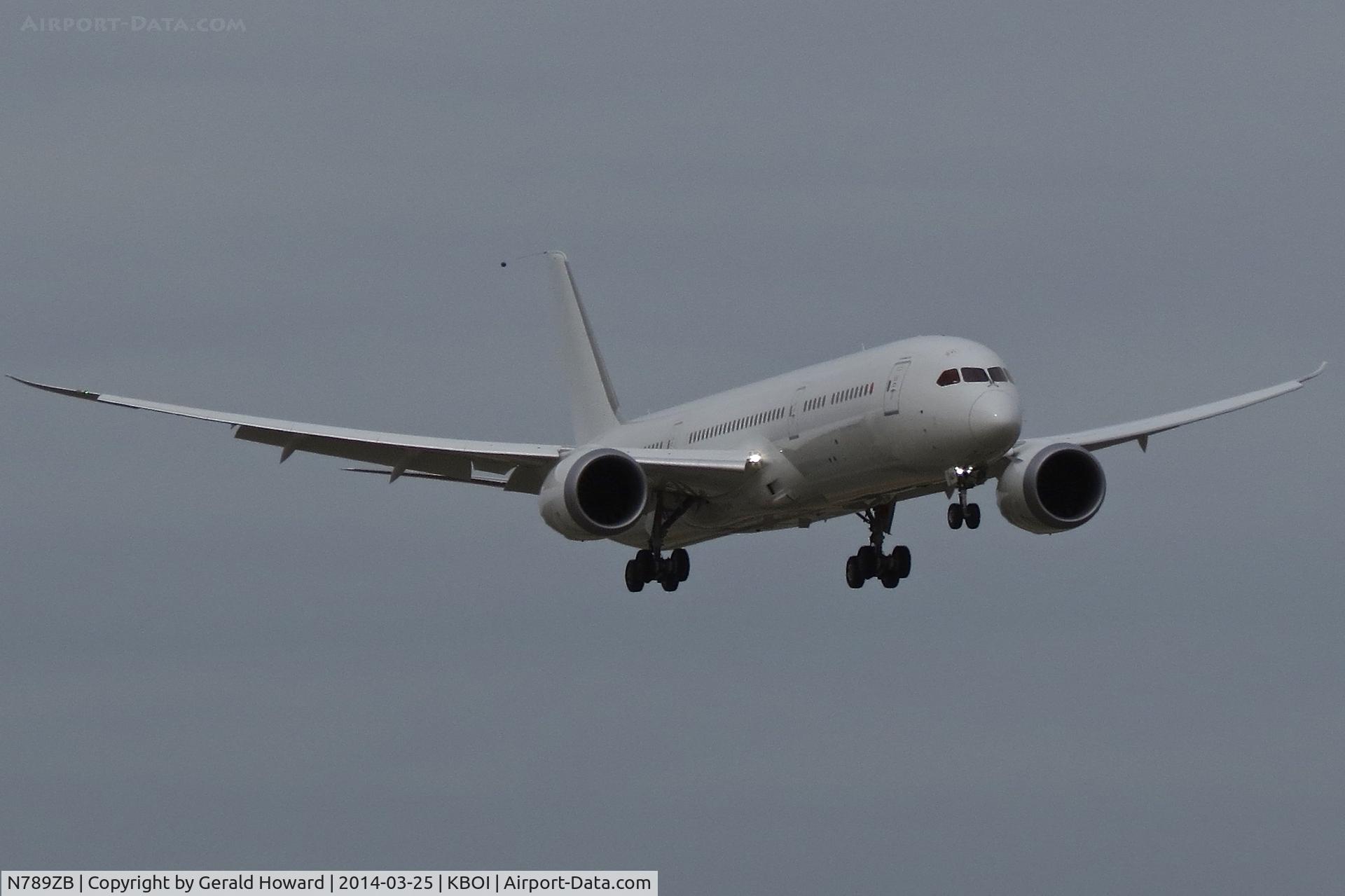 N789ZB, 2013 Boeing 787-9 Dreamliner Dreamliner C/N 35422, Under going test flights. Sold to Japan Airways in 2015, now JA861J.