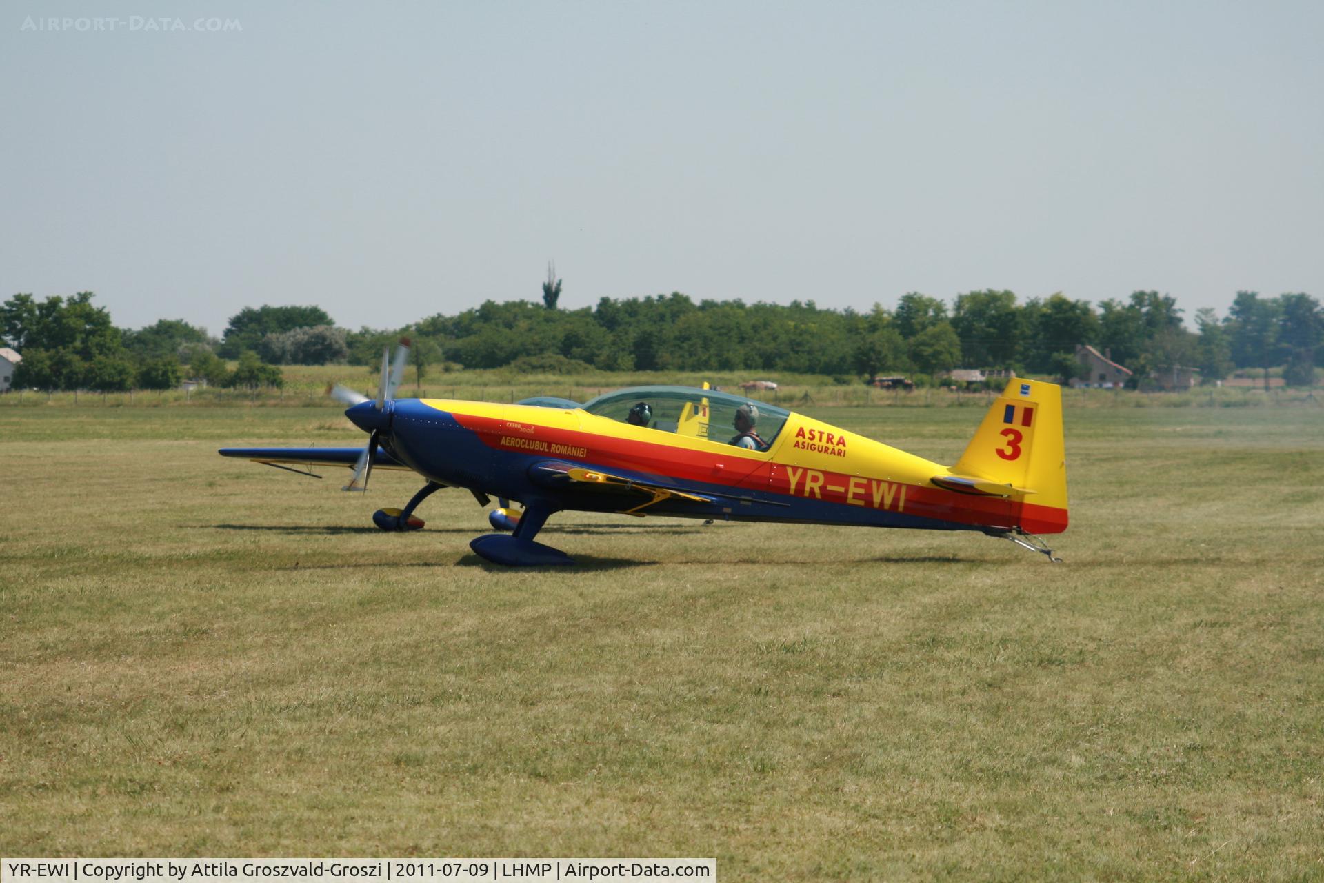 YR-EWI, 2004 Extra EA-300L C/N 1253, Matkó Airport - Matkópuszta, Hungary