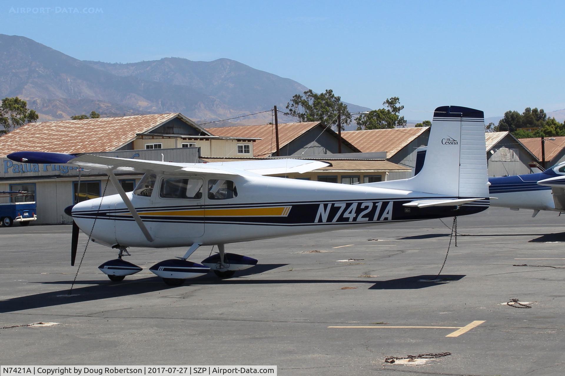 N7421A, 1956 Cessna 172 C/N 29521, 1956 Cessna 172, Continental O-300-A 145 Hp 6 cylinder-first year of 172 production, not a SKYHAWK moniker as yet.