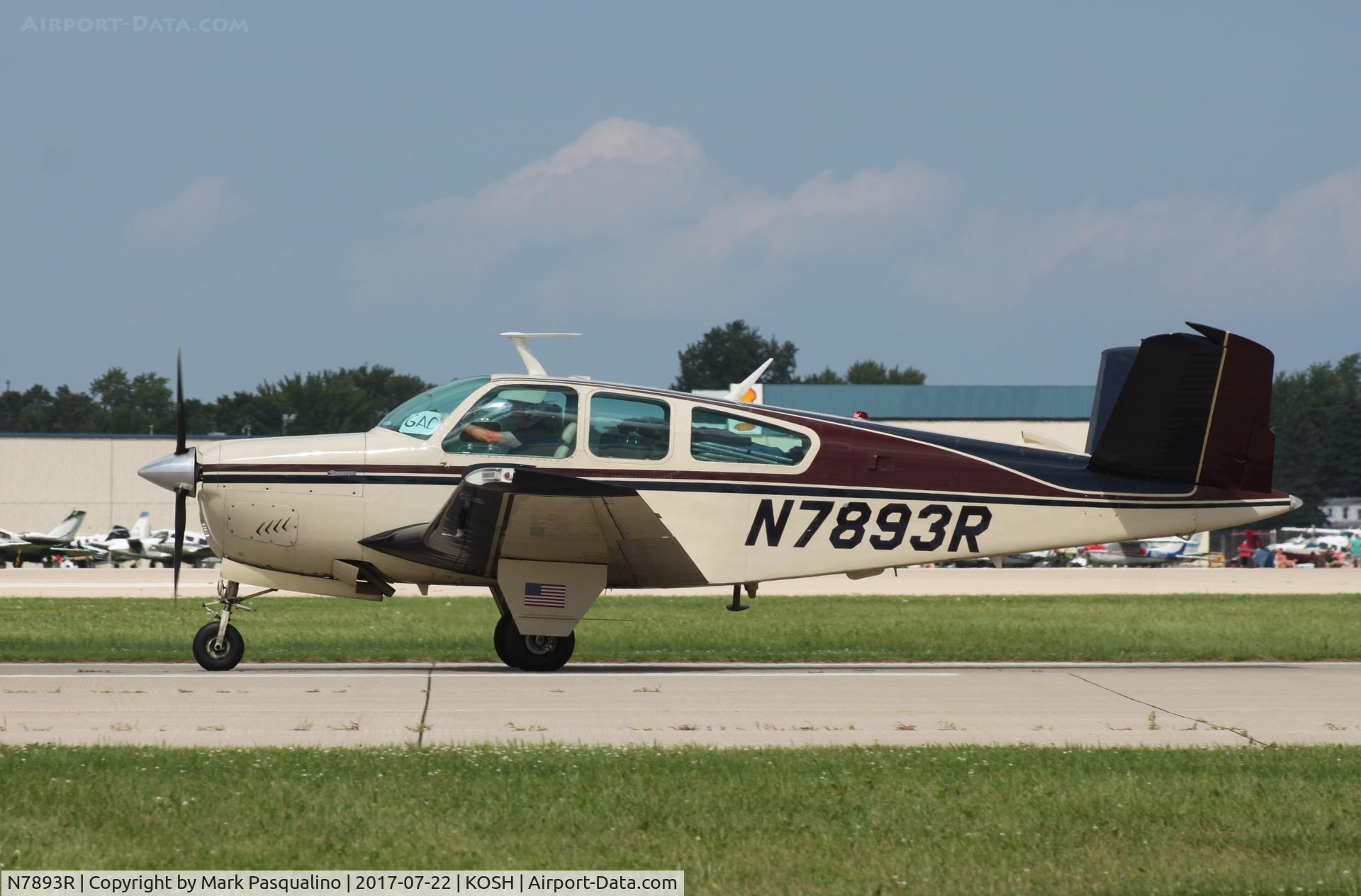 N7893R, 1969 Beech V35A Bonanza C/N D-8945, Beech V35A