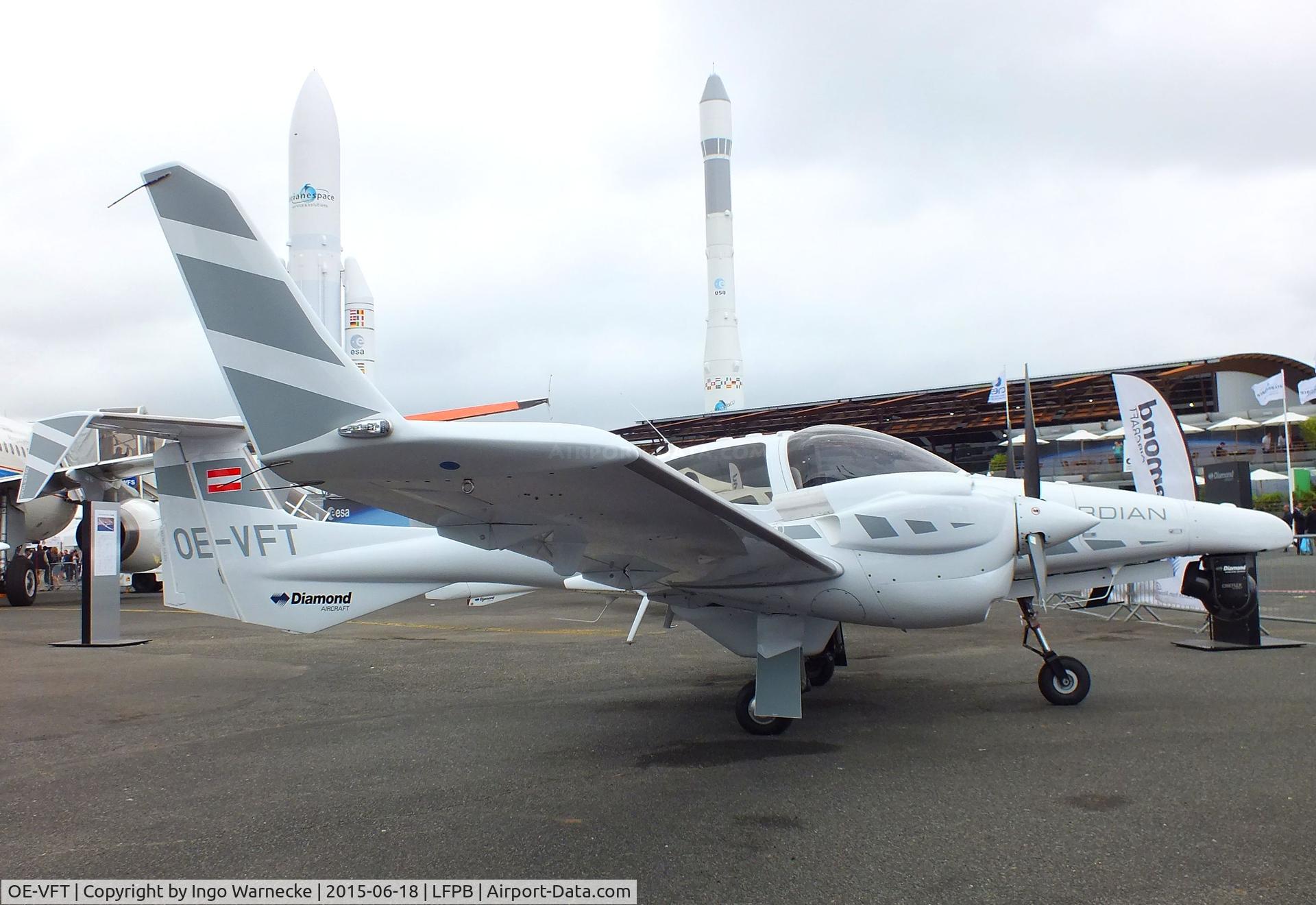 OE-VFT, Diamond DA-42 NG Turbo Twin Star C/N 42.379, Diamond DA-42HK-36TC Twin Star at the Aerosalon 2015, Paris