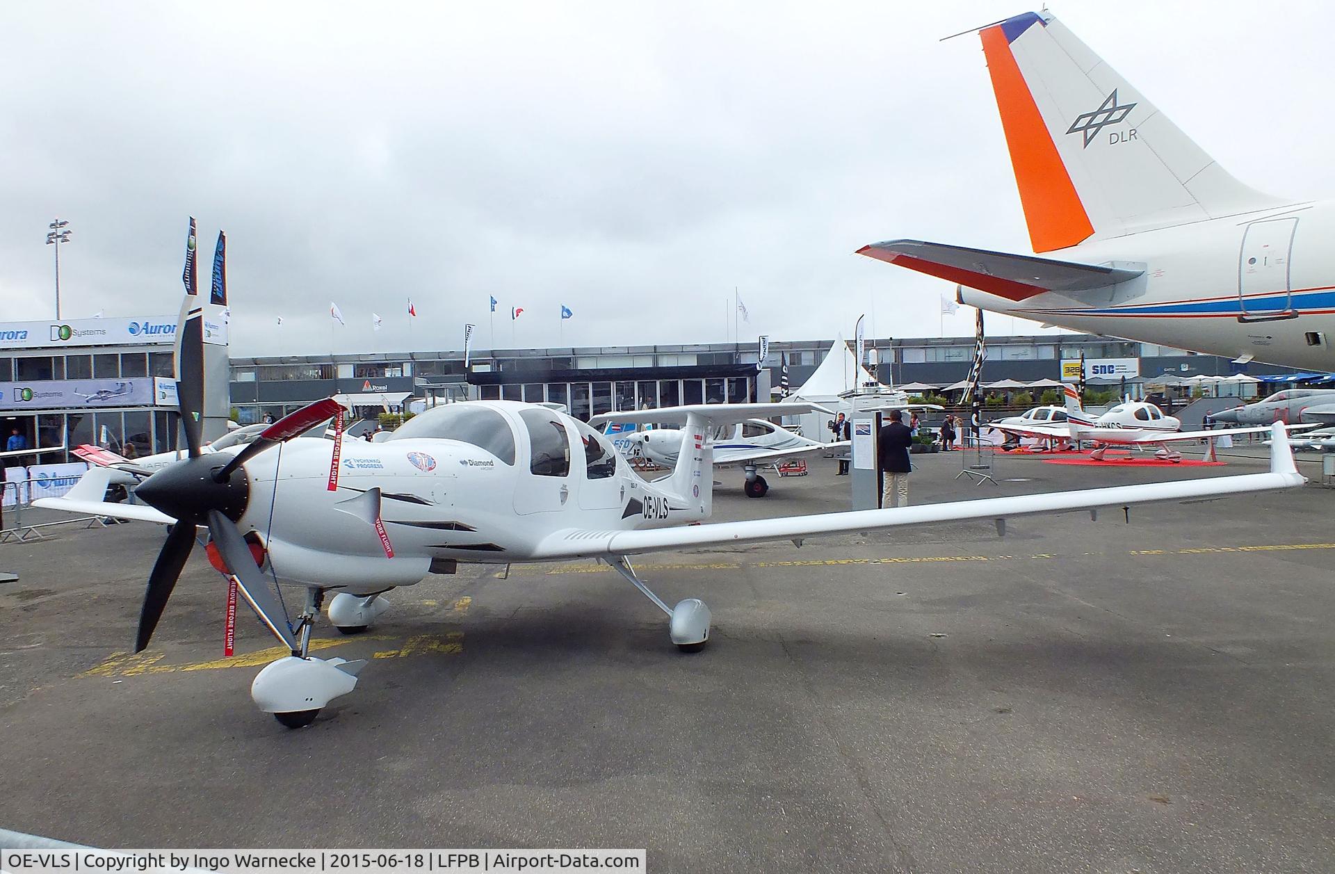 OE-VLS, Diamond DA-50 Superstar C/N 5L.001, Diamond DA-50 Superstar at the Aerosalon 2015, Paris