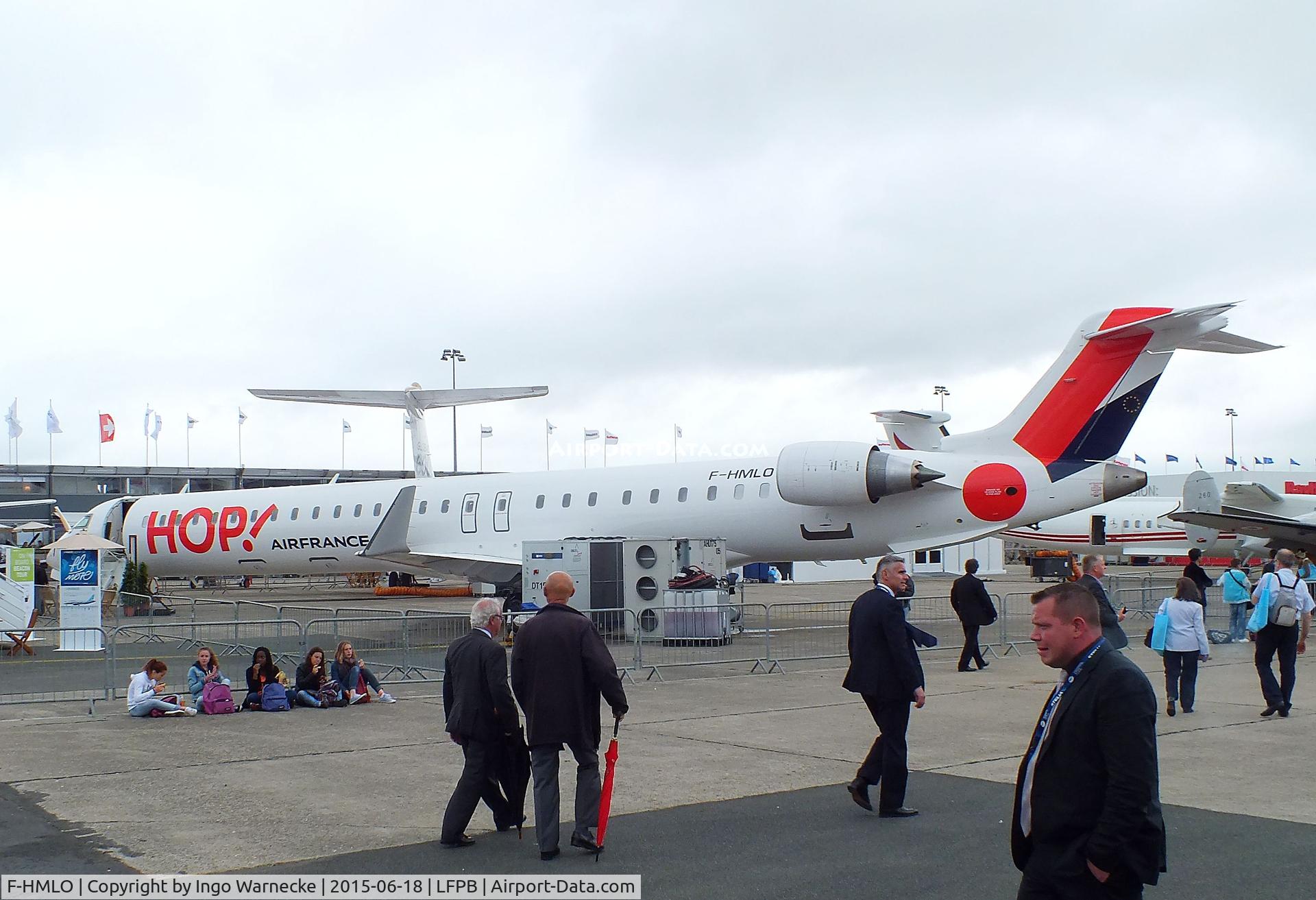 F-HMLO, 2015 Bombardier CRJ-1000EL NG (CL-600-2E25) C/N 19041, Canadair / Bombardier CRJ-1000EL NG of HOP! at the Aerosalon 2015, Paris