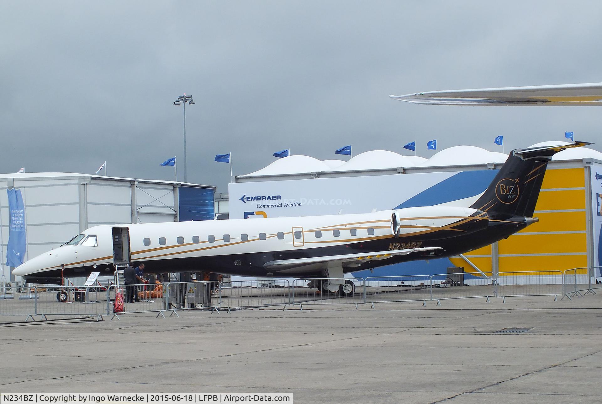 N234BZ, 2001 Embraer EMB-135BJ Legacy C/N 145388, EMBRAER EMB-135J Legacy of BIZair at the Aerosalon 2015, Paris