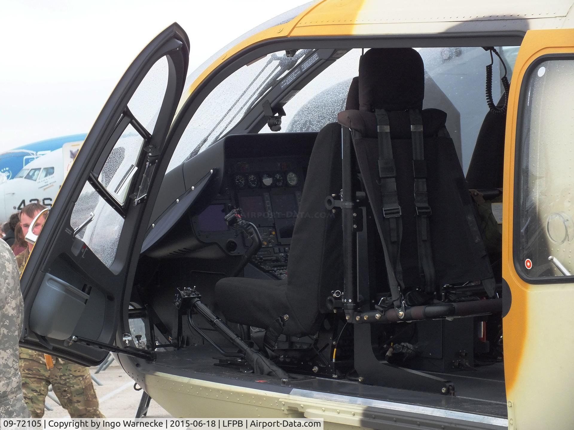09-72105, 2009 Eurocopter UH-72A Lakota C/N 9320, Eurocopter UH-72A Lakota of the US Army at the Aerosalon 2015, Paris  #c