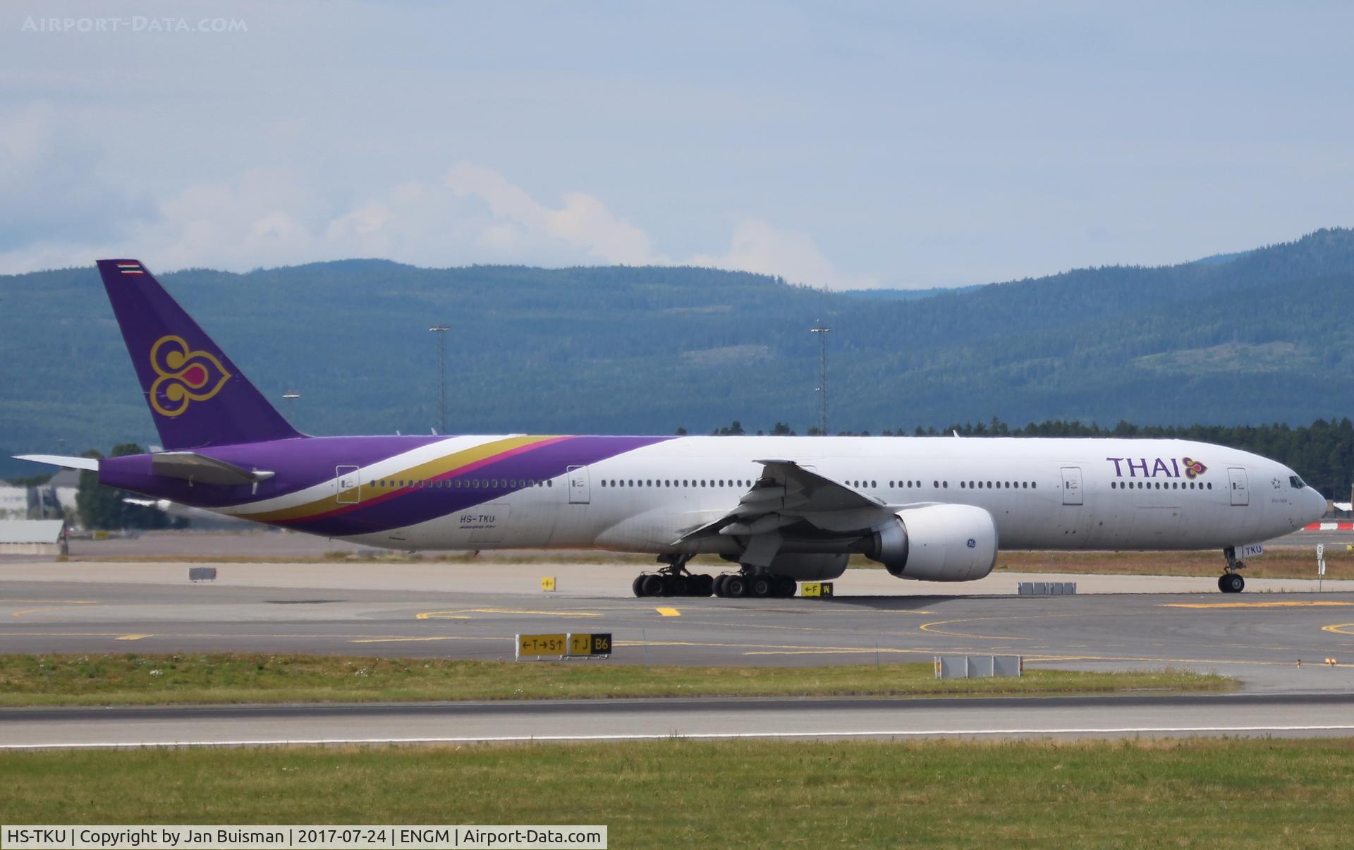 HS-TKU, 2013 Boeing 777-3D7/ER C/N 42110, Thai