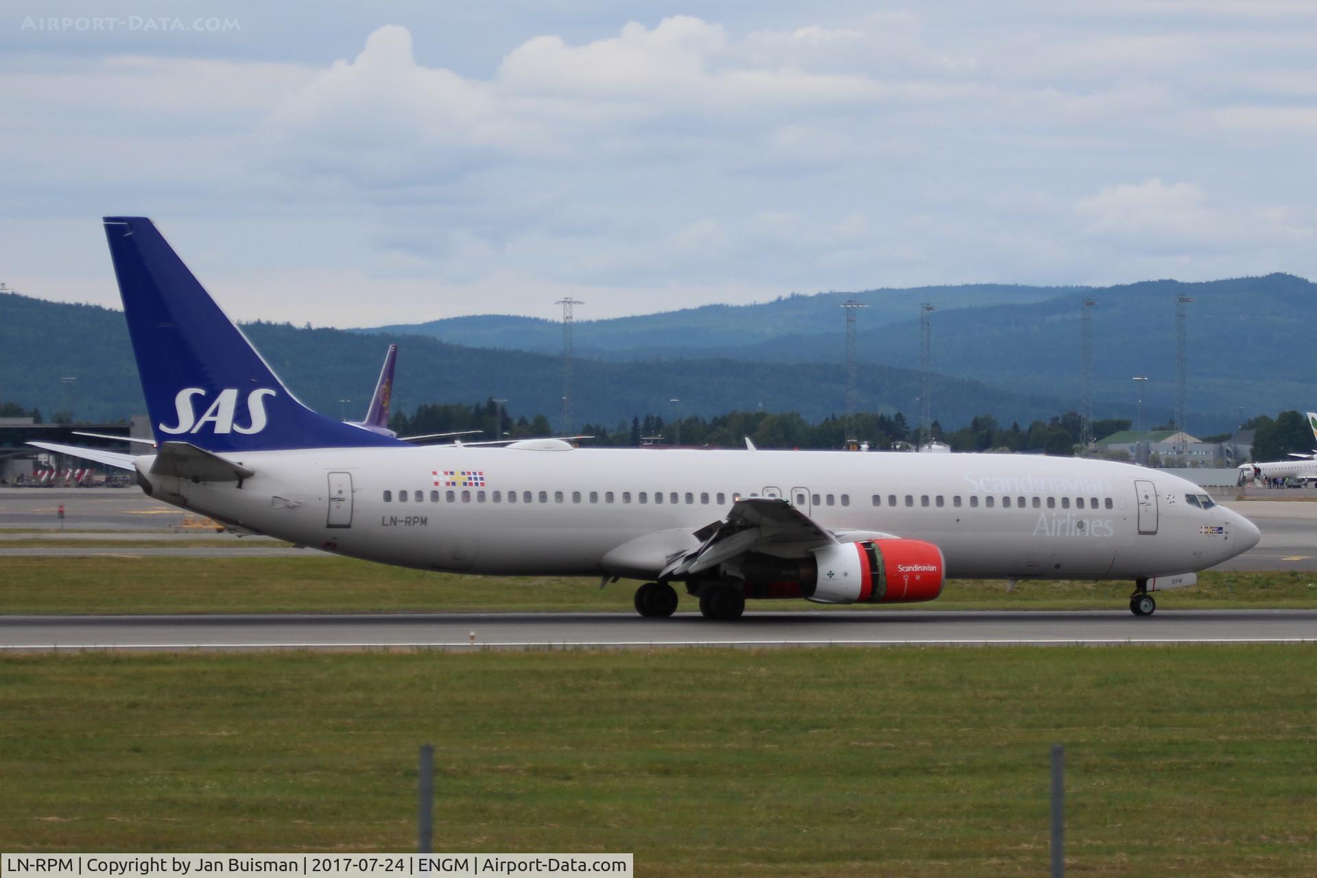LN-RPM, 2000 Boeing 737-883 C/N 30195, SAS