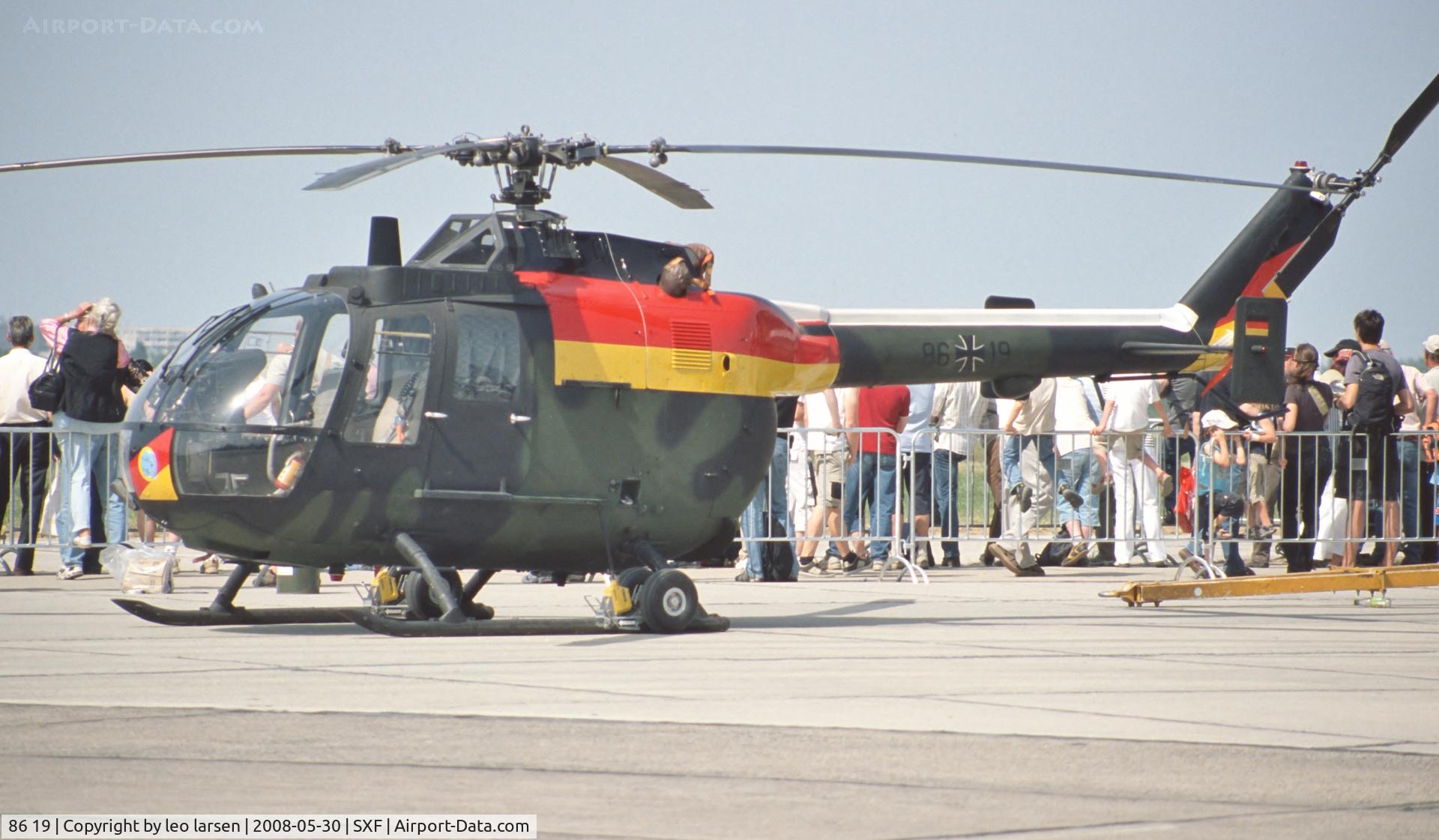 86 19, MBB Bo.105P C/N 6019, Berlin Air Show 30.5.2008