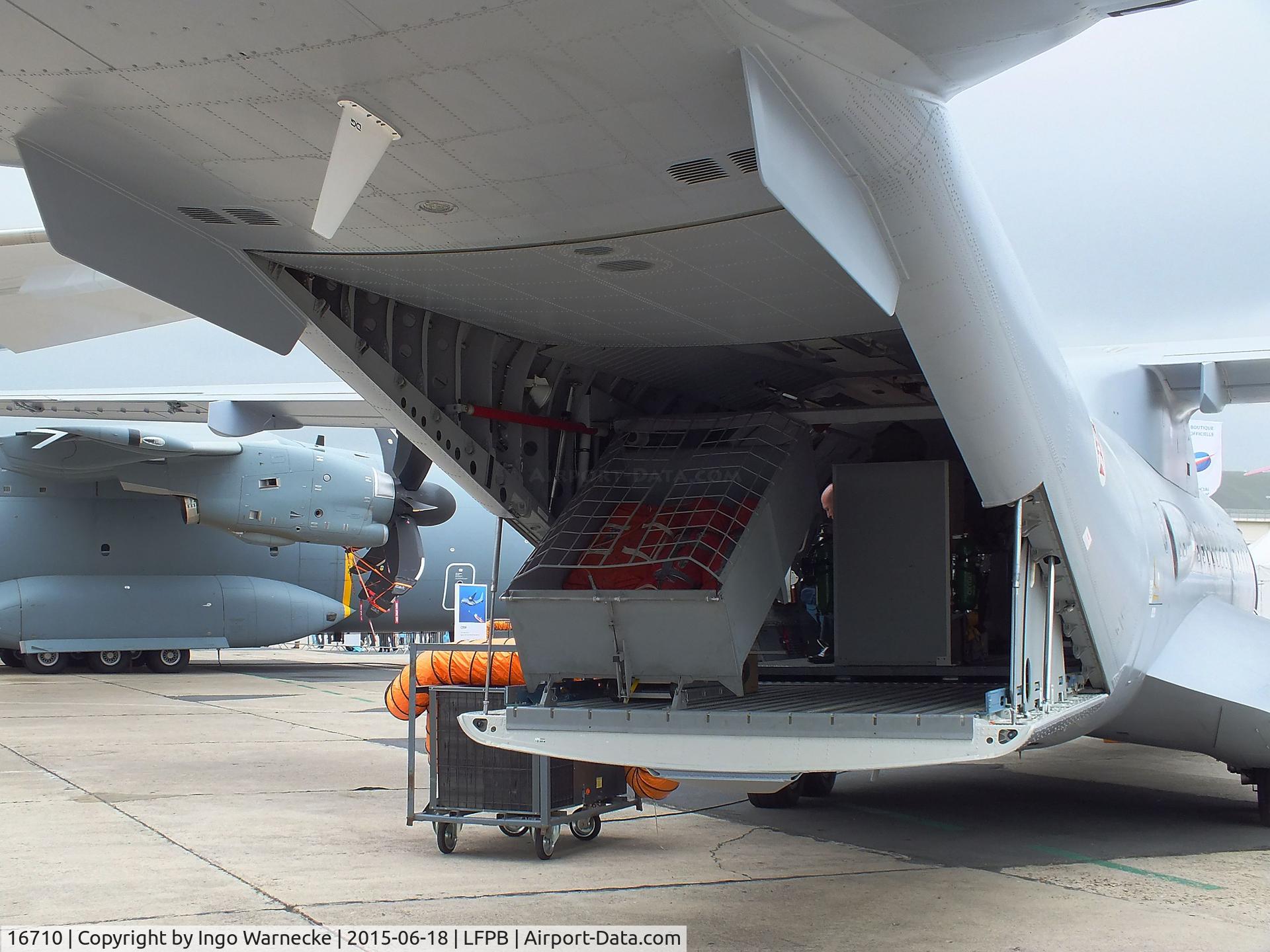 16710, CASA C-295MPA Persuader C/N S-063, CASA C.295MPA Persuader of the Forca Aerea Portuguesa at the Aerosalon 2015, Paris