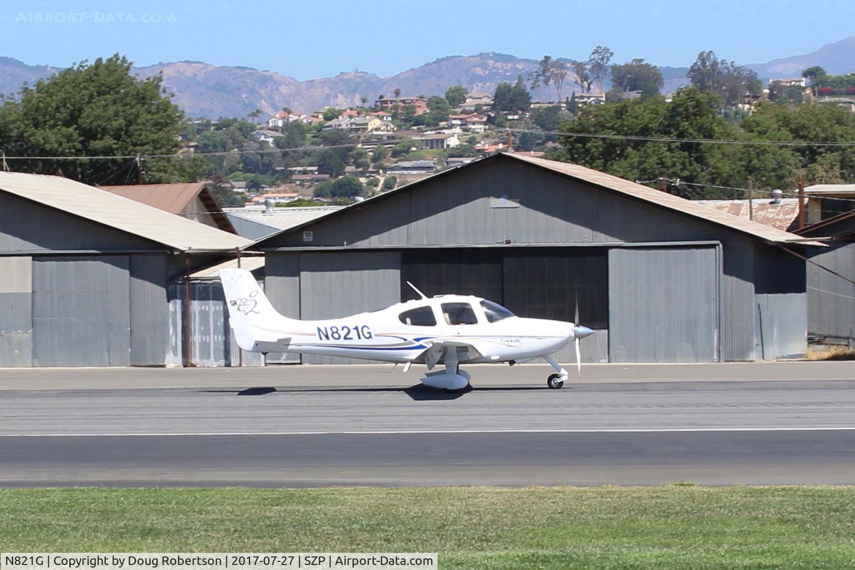 N821G, 2005 Cirrus SR22 G2 C/N 1471, 2005 Cirrus SR22 G2, Continental IO-550 300 Hp, taxi back