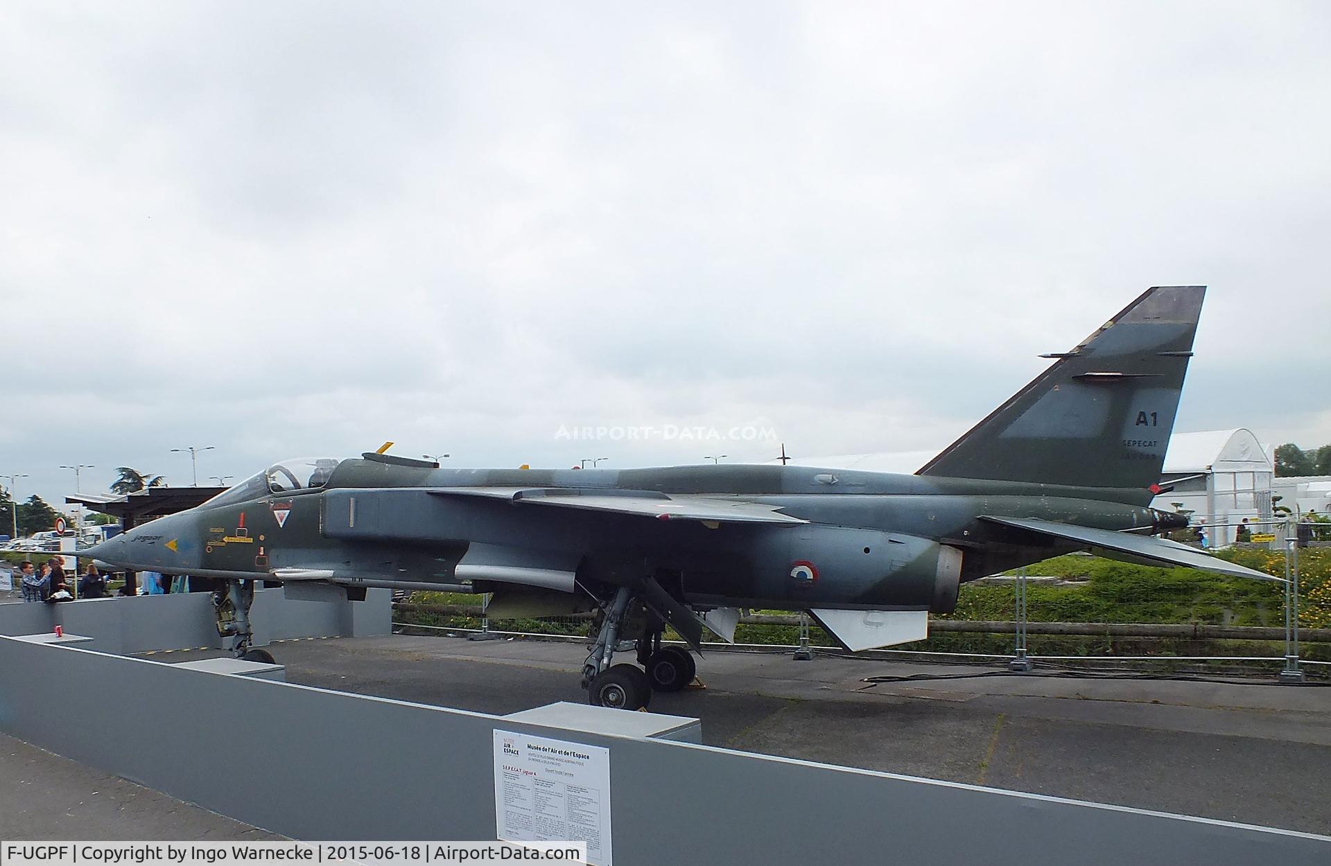 F-UGPF, Sepecat Jaguar A C/N A1, SEPECAT Jaguar A Prototype of the Musee de l'Air at the Aerosalon 2015, Paris