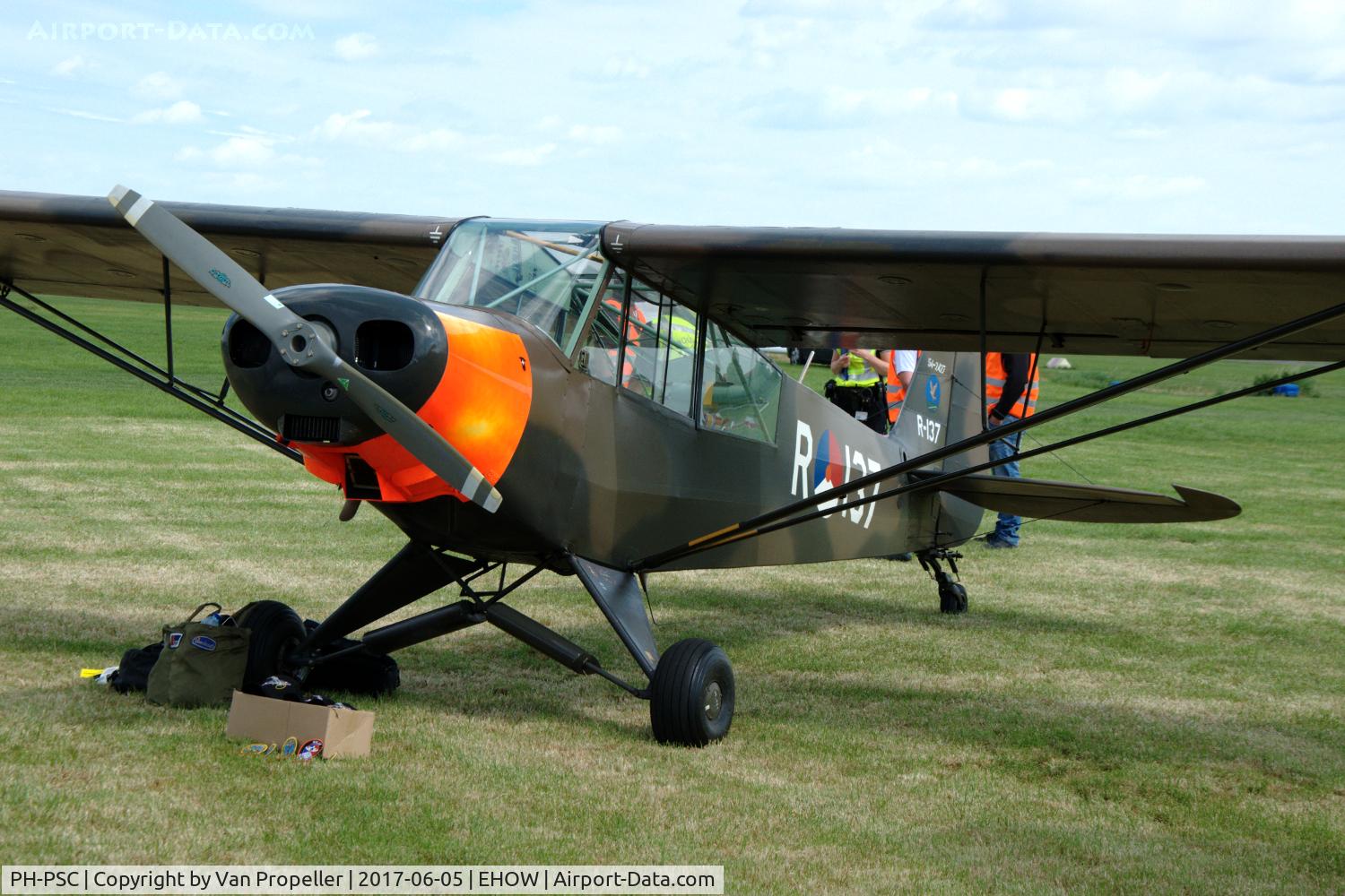 PH-PSC, 1954 Piper L-21B Super Cub (PA-18-135) C/N 18-3827, Piper L-21B Super Cub of the Stichting KLu Historische Vlucht (Royal Netherlands Air Force Historical Flight) at Oostwold air show 2017.