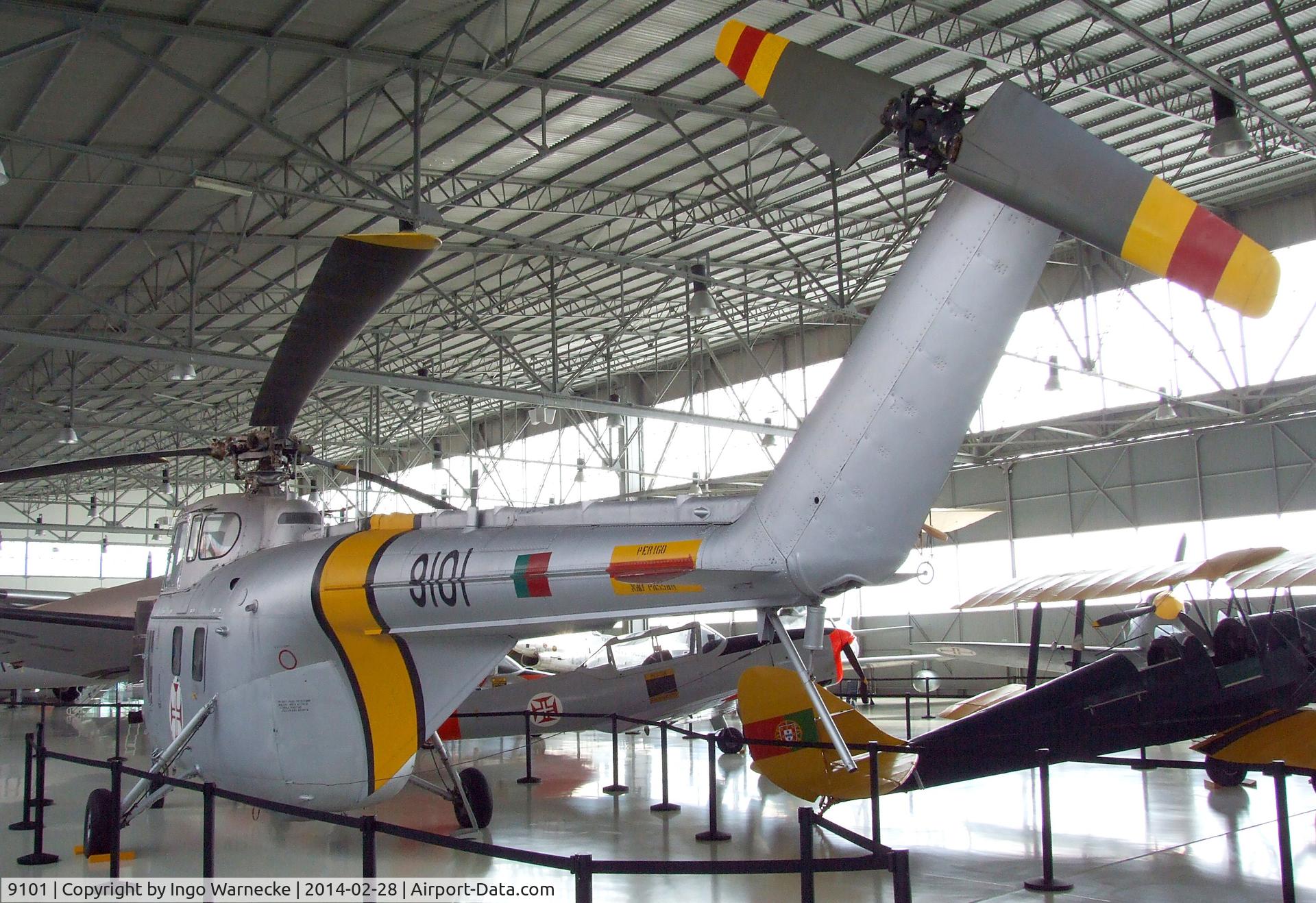 9101, Sikorsky UH-19D Chickasaw C/N 551237, Sikorsky UH-19D Chickasaw at the Museu do Ar, Sintra