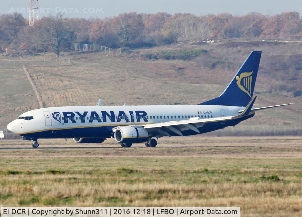 EI-DCR, 2004 Boeing 737-8AS C/N 33811, Landing rwy 14R