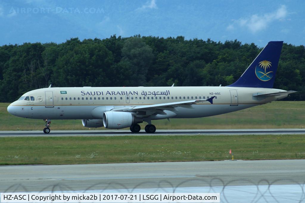 HZ-ASC, 2010 Airbus A320-214 C/N 4337, Taxiing