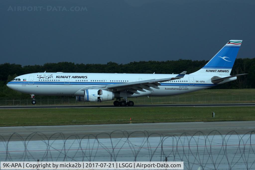 9K-APA, 2015 Airbus A330-243 C/N 1626, Landing